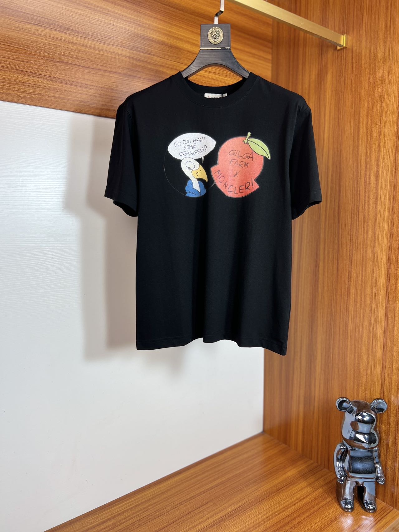 NO:480148,Moncler/Shirt New Spring and Summer New Products Complete Three Standards Round Neck Pure Cotton Short-Sleeve T-shirts Don't need to introduce too much good products See details Counter code M-XXXL 175/140 Suggestions L, Moncler, T-shirt,tees, t-shirt,alexander wang19860909Moncler/蒙口 春夏新品 三标齐全 圆领纯棉短袖T恤 好货不用过多介绍 看细节 专柜码数M-XXXL 175/140建议L,,Moncler,T-shirt,tees，t-shirt,alexander wang,Men's clothing