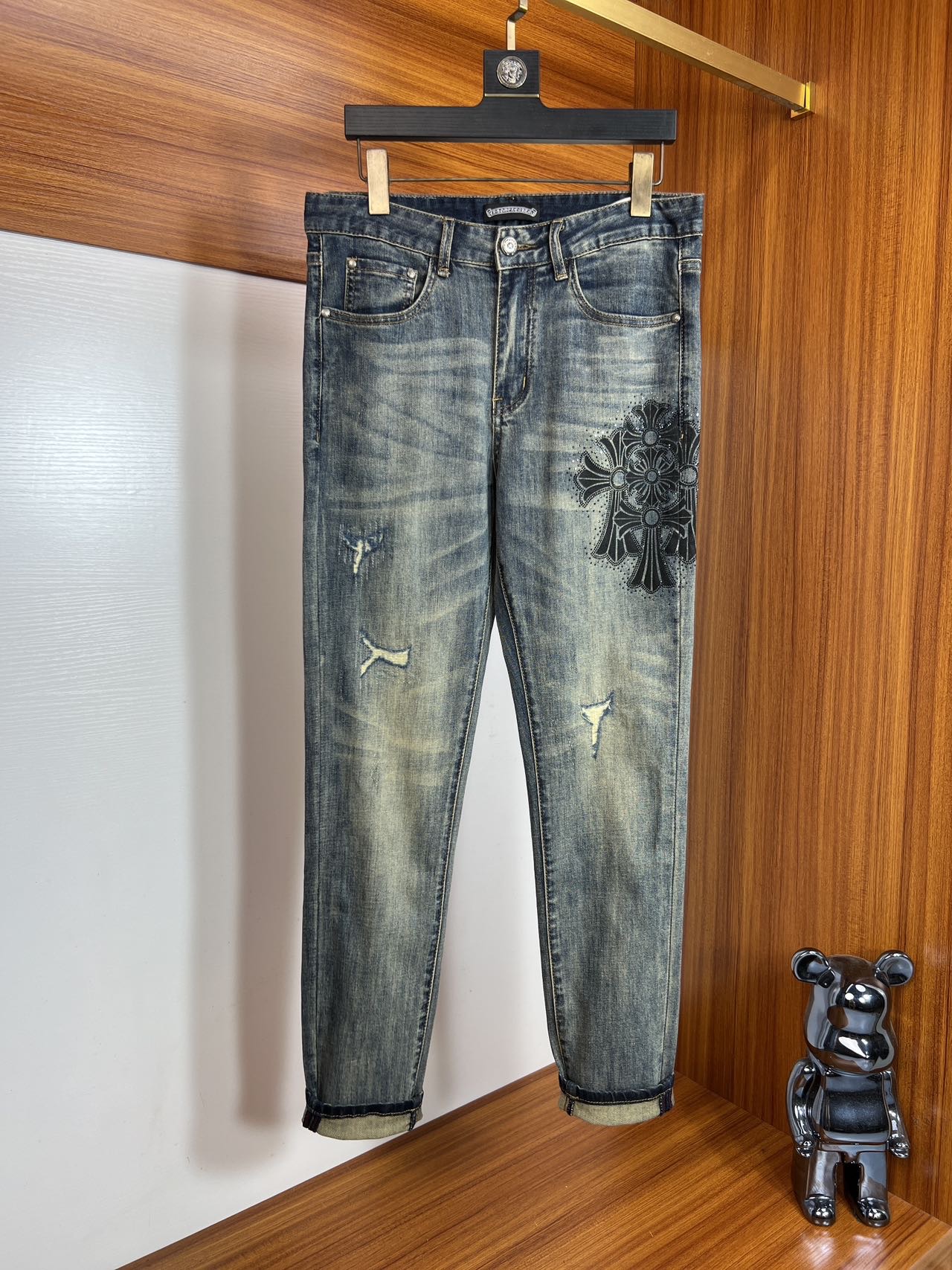 NO:480216,Ch/Croxin New Spring and Summer Products Complete Three Standards Jeans Don't need to introduce too much good products See details Counter code 29-38 175/140 Upper body 32 sizes, chrome hearts, jeans, alexander wang19860909Ch/克罗心 春夏新品 三标齐全 牛仔裤 好货不用过多介绍 看细节 专柜码数29-38 175/140上身32码,,chrome hearts,jeans,alexander wang,Men's clothing