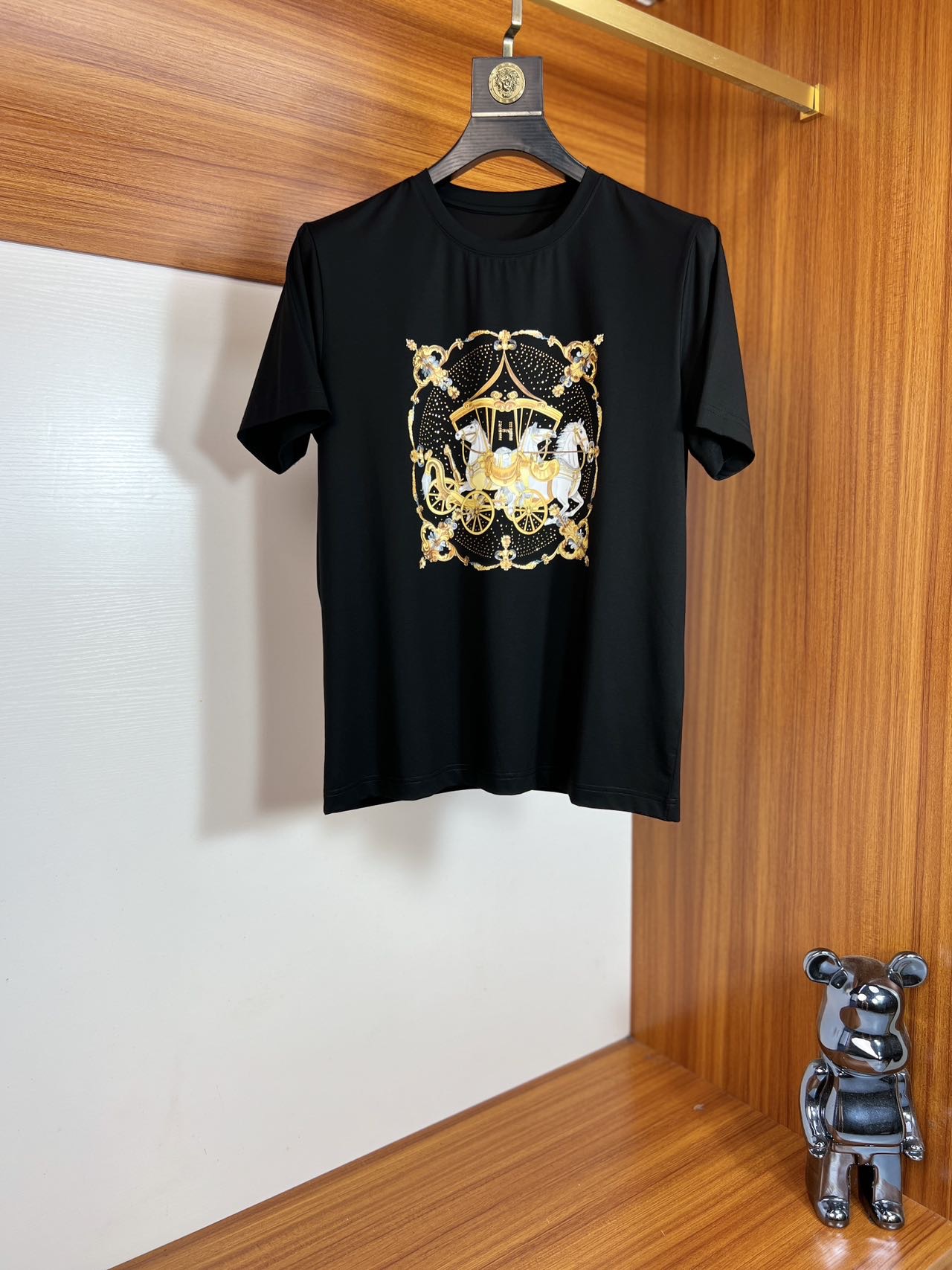 NO:500521,Hermes 2025 spring and summer new products are available, complete three standards, mercerized cotton round neck short-sleeved T-shirt, good products do not need to be introduced too much, look at the details, counter code M-6XL 175/suggested XL slim fit,, hermes, T-shirt,tees, t-shirt,alexander wang19860909爱马仕 2025年春夏新品上新 三标齐全 丝光棉圆领短袖T恤 好货不用过多介绍 看细节 专柜码数M-6XL 175/建议XL 修身版型,,hermes,T-shirt,tees，t-shirt,alexander wang,Men's clothing