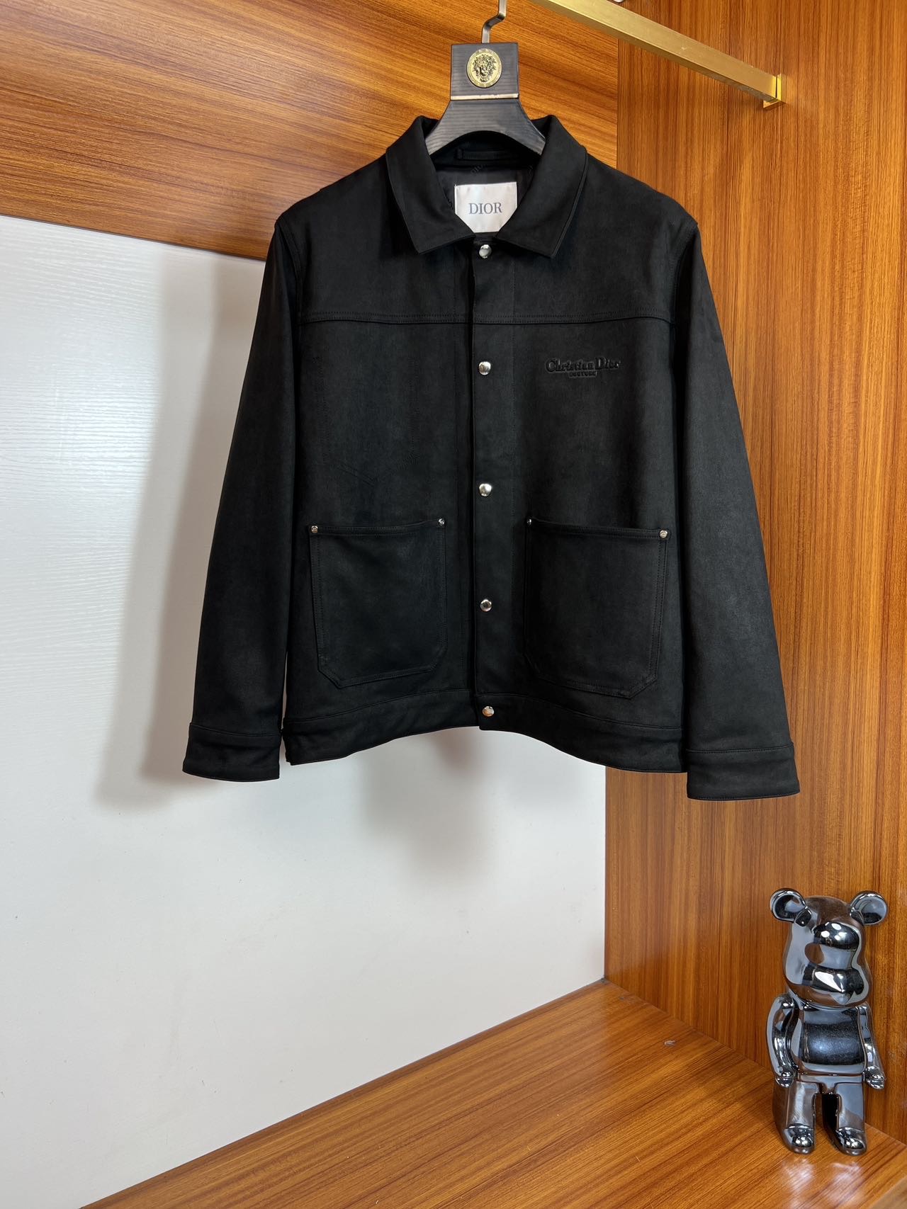 NO:520571,Dior/Dior 2025 new spring and summer products are available, complete three standards, thick deer velvet leather jacket, no need to introduce too much good products, look at the details, counter number M-XXL 175/140 Suggestions L,,dior,dior, jackets & coats,alexander wang19860909Dior/迪奥 2025年春夏新品上新 三标齐全 厚款鹿绒皮夹克 好货不用过多介绍 看细节 专柜码数M-XXL 175/140建议L,,dior,dior,jackets & coats,alexander wang,Men's clothing