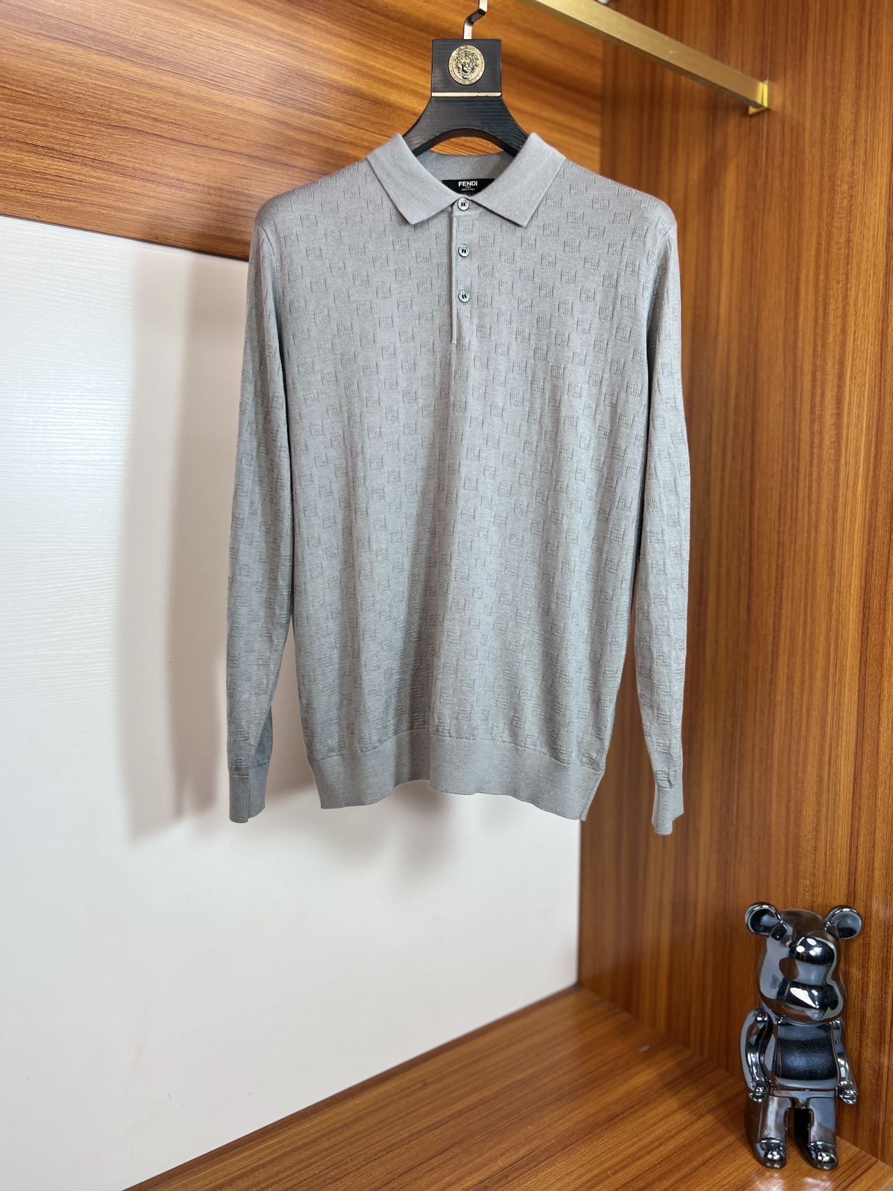 NO:514697,LV/Louis Vuitton 2025 new autumn and winter products are available, complete three standards, round neck sweater, good products do not need to be introduced too much, look at the details, counter number M-XXXL /140 suggestions L,,louis vuitton,louis vuitton,sweaters,alexander wang19860909LV/路易威登 2025年秋冬新品上新 三标齐全 圆领毛衣 好货不用过多介绍 看细节 专柜码数M-XXXL /140建议L,,louis vuitton,louis vuitton,sweaters,alexander wang,Men's clothing