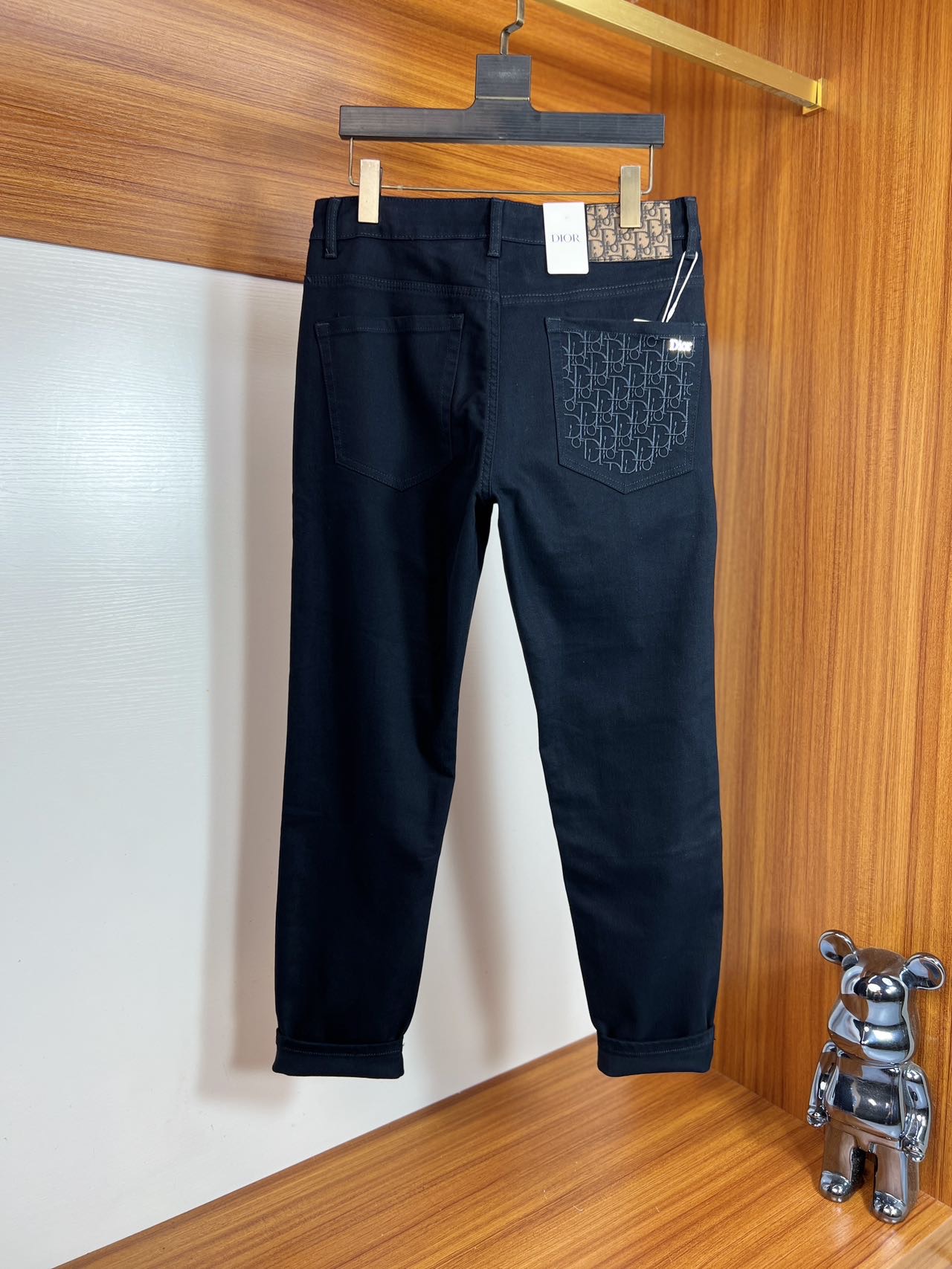 NO:515659,Dior/Dior 2025 autumn and winter new products, complete three standards, jeans, good products, don't need to introduce too much, look at the details, counter number 29-38, 175/140 upper body 32,,dior,dior,jeans,alexander wang19860909Dior/迪奥 2025秋冬新品 三标齐全 牛仔裤 好货不用过多介绍 看细节 专柜码数29-38 175/140上身32码,,dior,dior,jeans,alexander wang,Men's clothing