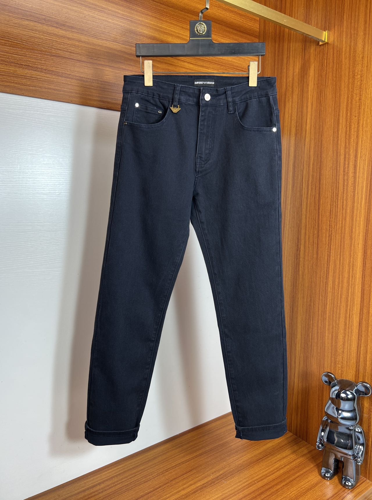 NO:515663,Armani/Armani 2025 autumn and winter new products, complete three standards, jeans, good products, don't need to be introduced too much, look at the details, counter number 29-38, 175/140 upper body 32,,armani,armani,jeans,alexander wang19860909Armani/阿玛尼 2025秋冬新品 三标齐全 牛仔裤 好货不用过多介绍 看细节 专柜码数29-38 175/140上身32码,,armani,armani,jeans,alexander wang,Men's clothing