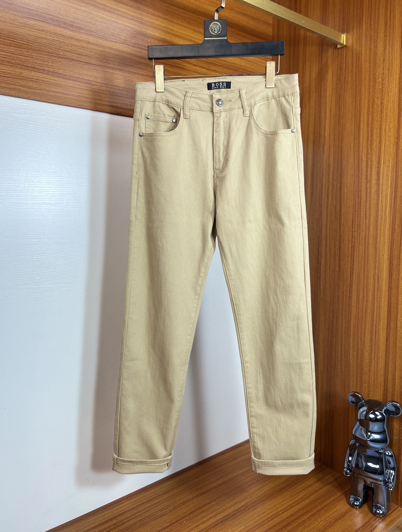 NO:515675,Boss 2025 autumn and winter new products, complete three standards, jeans, good products, don't need to introduce too much, look at the details, counter number 29-38, 175/140, upper body 32, jeans, alexander wang19860909Boss 2025秋冬新品 三标齐全 牛仔裤 好货不用过多介绍 看细节 专柜码数29-38 175/140上身32码,,jeans,alexander wang,Men's clothing