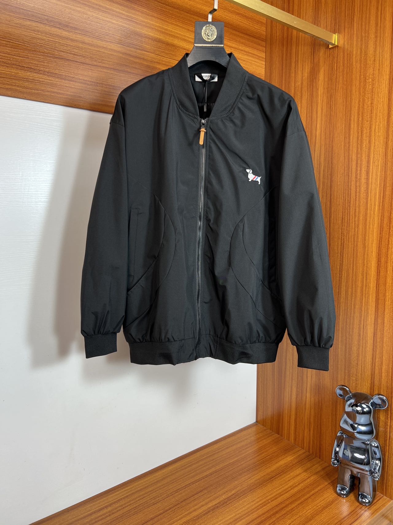 NO:527133,TB 2025 Autumn and Winter New Products are available, complete three standards, jackets, no need to introduce too much good products, look at the details, counter number M-XXXL 175/140 Suggestions L,, jackets & coats, jackets & coats, alexander wang19860909TB 2025年秋冬新品上新 三标齐全 夹克外套 好货不用过多介绍 看细节 专柜码数M-XXXL 175/140建议L,,jackets & coats,jackets & coats,alexander wang,Men's clothing