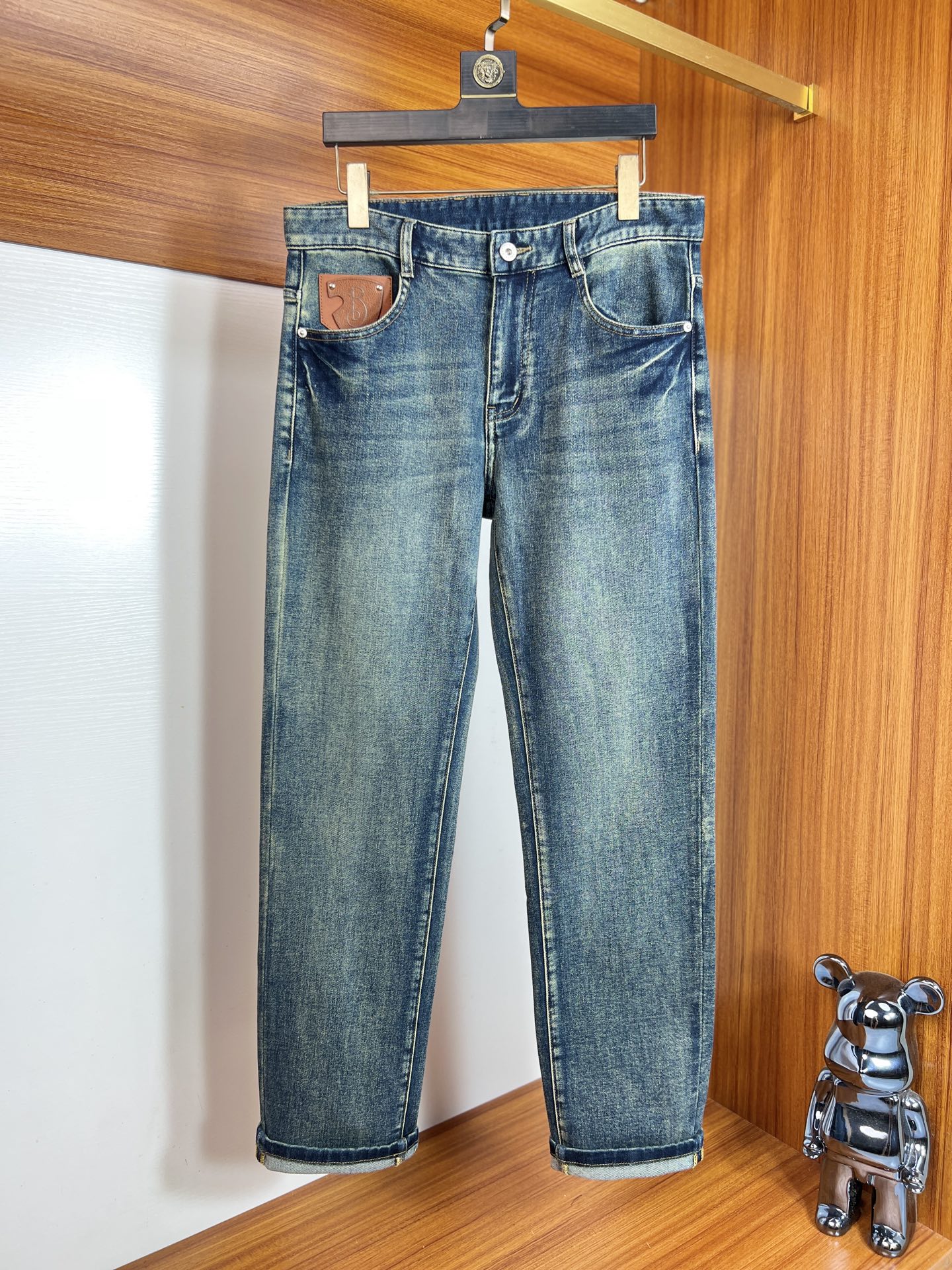 NO:550522,Burberry/Burberry 2025 autumn and winter new products, complete three standards, jeans, good products, don't need to be introduced too much, look at the details, counter number 30-38 / 140 upper body 32,,burberry,burberry,jeans,alexander wang19860909Burberry/巴宝莉 2025秋冬新品 三标齐全 牛仔裤 好货不用过多介绍 看细节 专柜码数30-38 /140上身32码,,burberry,burberry,jeans,alexander wang,Men's clothing