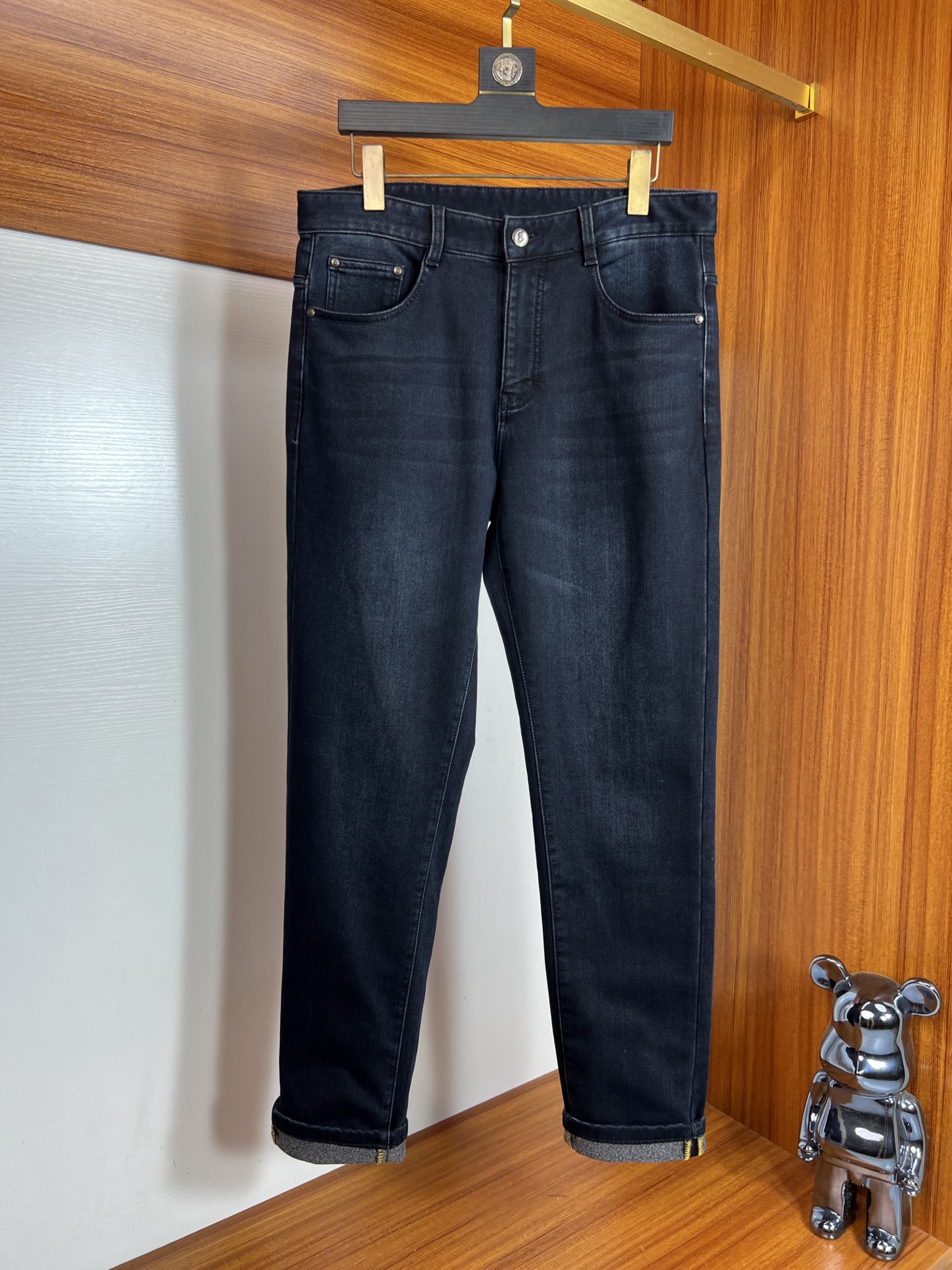 NO:550520,Paul 2025 autumn and winter new products, complete three standards, jeans, good products, don't need to introduce too much, look at the details, counter number 30-38 / 140 upper body 32, jeans, alexander wang19860909保罗 2025秋冬新品 三标齐全 牛仔裤 好货不用过多介绍 看细节 专柜码数30-38 /140上身32码,,jeans,alexander wang,Men's clothing