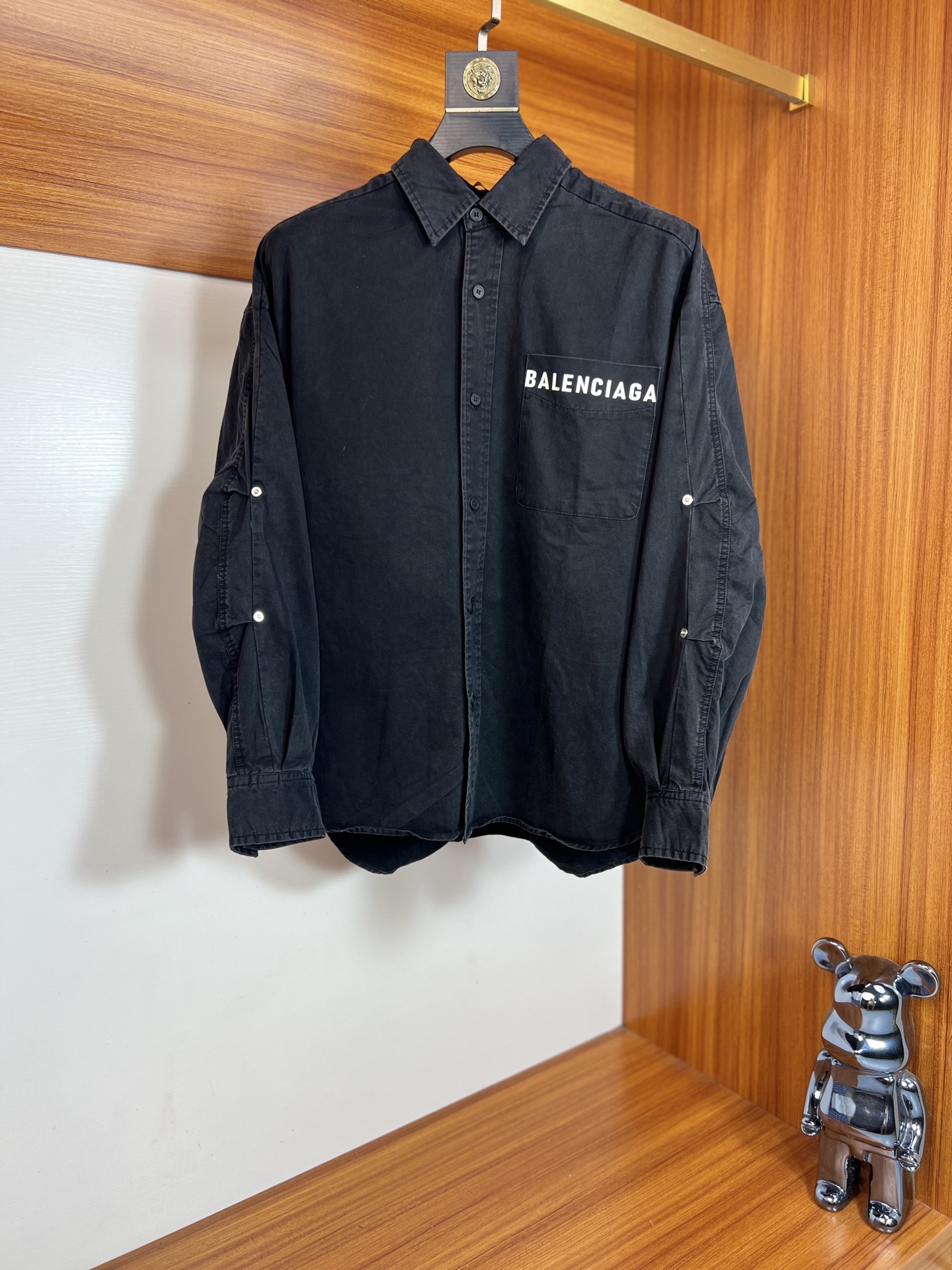 NO:523953,Balenciaga/Balenciaga 2025 autumn and winter new products are available, complete three standards, shirts, jackets and jackets, don’t need to introduce too much, look at the details, counter number S-XL 175/140 suggestion M,,balenciaga,balenciaga,jackets & coats,jackets & coats,shirts,alexander wang19860909Balenciaga/巴黎世家 2025年秋冬新品上新 三标齐全 衬衫 夹克外套 好货不用过多介绍 看细节 专柜码数S-XL 175/140建议M,,balenciaga,balenciaga,jackets & coats,jackets & coats,shirts,alexander wang,Men's clothing