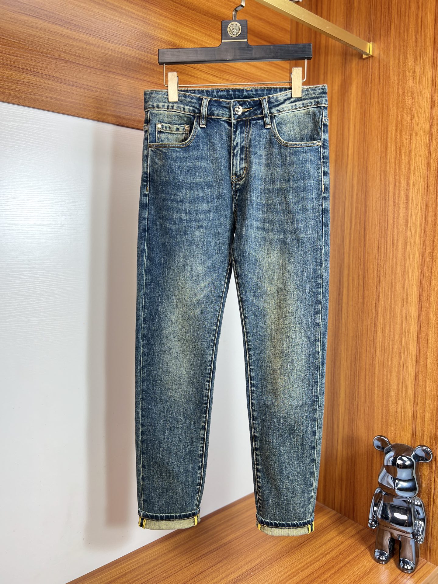 NO:537862,LP new products with autumn and winter, complete three standards, jeans, good products, don't need to be introduced too much, look at the details, counter number 29-38 / 140 upper body 32, loro piana, jeans, alexander wang19860909LP 秋冬新品 三标齐全 牛仔裤 好货不用过多介绍 看细节 专柜码数29-38 /140上身32码,,loro piana,jeans,alexander wang,Men's clothing