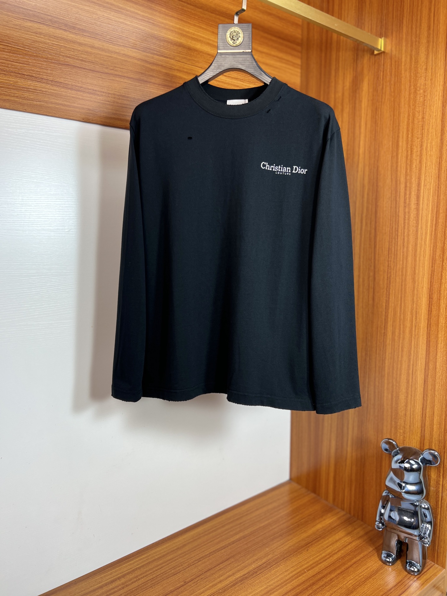 NO:539888,Dior/Dior 2025 autumn and winter new products, complete three standards, round neck long-sleeved T-shirt base shirt, no need to introduce too much good products, look at the details, counter code number XS-XL /140 Suggestions S,,dior,dior,tees, t-shirt,alexander wang19860909Dior/迪奥 2025秋冬新品 三标齐全 圆领长袖T恤打底衫 好货不用过多介绍 看细节 专柜码数XS-XL /140建议S,,dior,dior,tees，t-shirt,alexander wang,Men's clothing