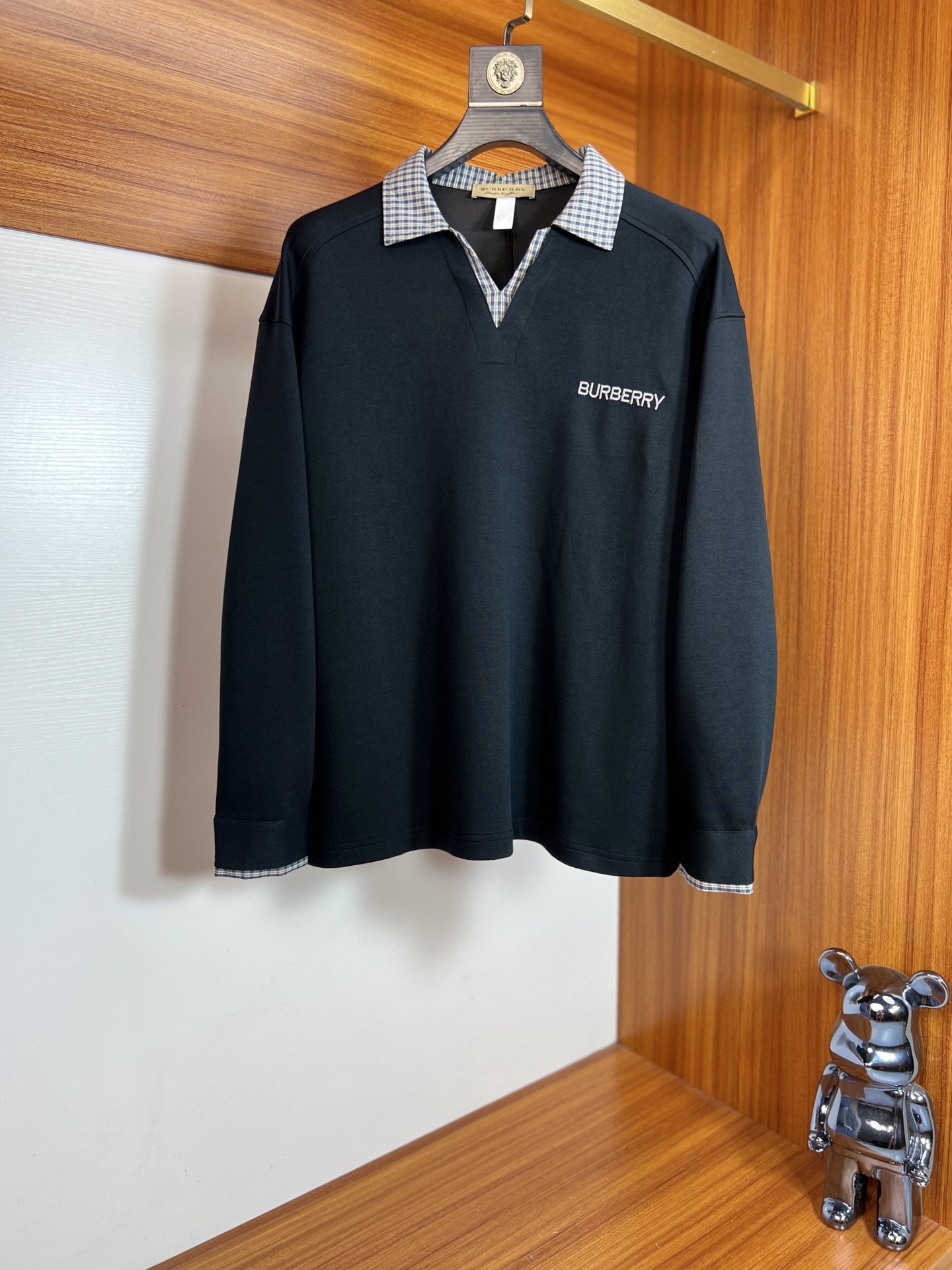 NO:566141,Burberry has new products for autumn and winter, complete with three labels. Sweatshirts. Good products. No need to introduce too much. Look at the details. Counter size M-XXXL 175/140. Recommended L,, burberry, hoodie, sweatshirts, alexander wang19860909巴宝莉 年秋冬新品上新 三标齐全 卫衣 好货不用过多介绍 看细节 专柜码数M-XXXL 175/140建议L,,burberry,hoodie,sweatshirts,alexander wang,Men's clothing