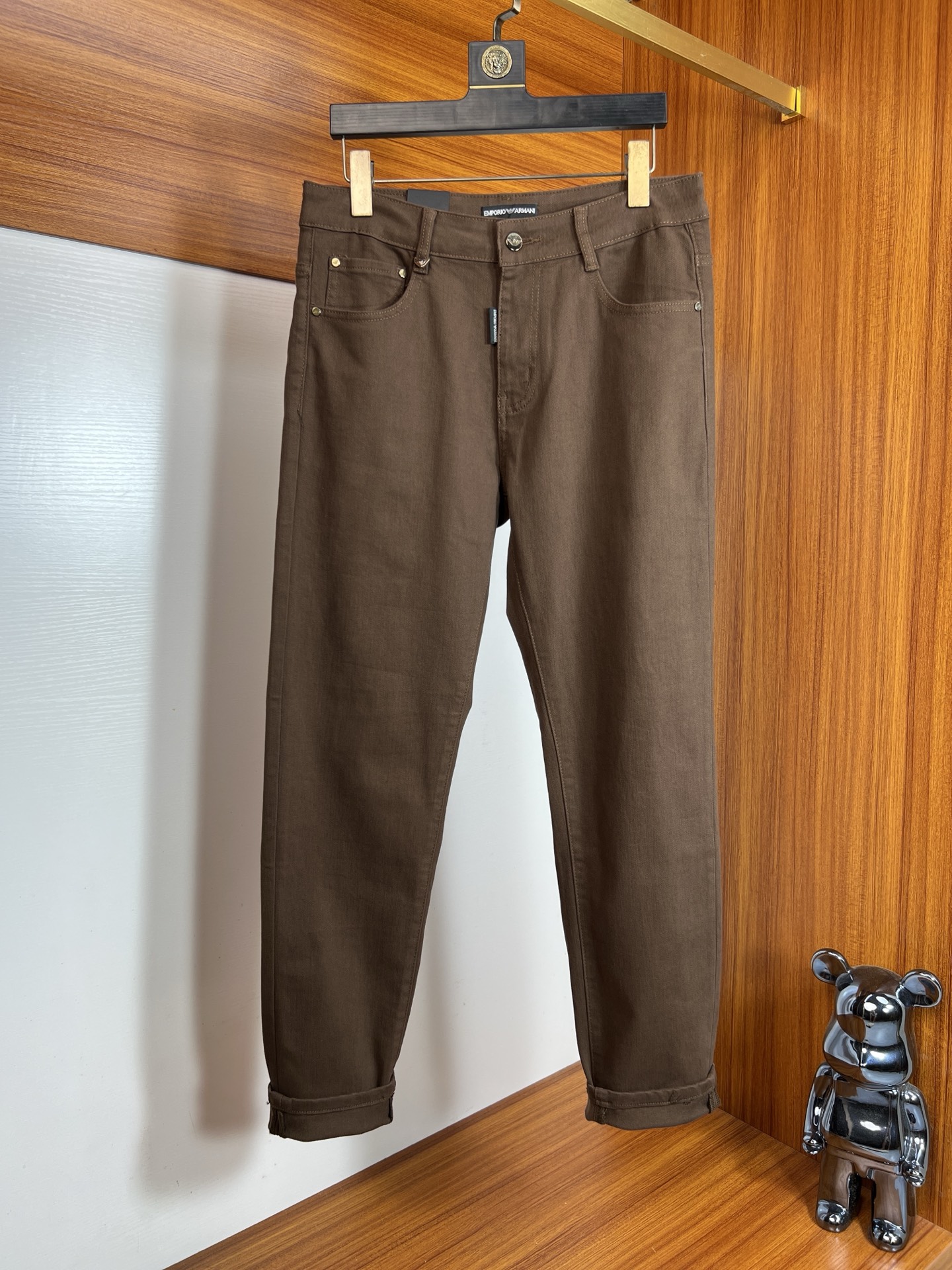 NO:538902,Armani/Armani 2025 autumn and winter new products, complete three standards, jeans, good products, don't need to be introduced too much, look at the details, counter number 29-38 / 140 upper body 32,,armani,armani,jeans,alexander wang19860909Armani/阿玛尼 2025秋冬新品 三标齐全 牛仔裤 好货不用过多介绍 看细节 专柜码数29-38 /140上身32码,,armani,armani,jeans,alexander wang,Men's clothing