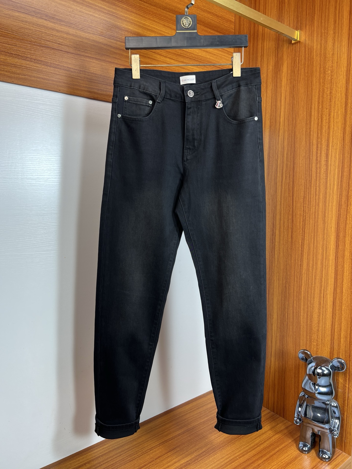 NO:540918,Moncler/家口 2025 autumn and winter new products, complete three standards, jeans, good products, don't need to be introduced too much, look at the details, counter number 29-38 / 140 upper body 32,, Moncler, jeans, alexander wang19860909Moncler/蒙口 2025秋冬新品 三标齐全 牛仔裤 好货不用过多介绍 看细节 专柜码数29-38 /140上身32码,,Moncler,jeans,alexander wang,Men's clothing