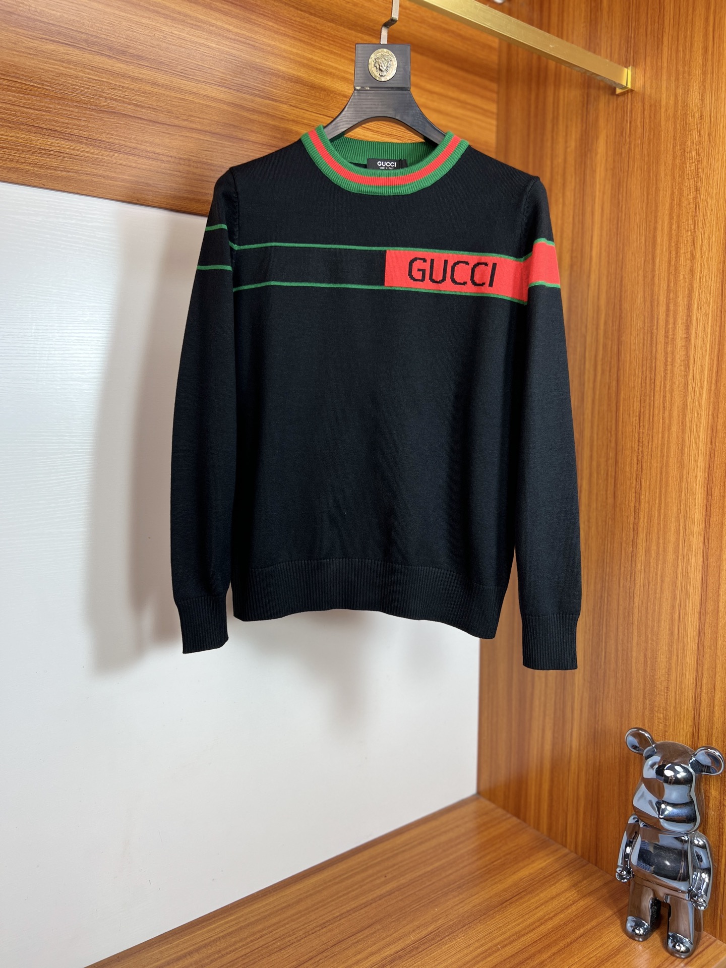 NO:570205,Gucci/Gucci 2025 autumn and winter new products, complete with three labels, round neck sweater, good product, no need to introduce too much, look at the details, counter size M-XXXL /140 recommended L,,gucci,sweaters,alexander wang19860909Gucci/古奇 2025年秋冬新品上新 三标齐全 圆领毛衣 好货不用过多介绍 看细节 专柜码数M-XXXL /140建议L,,gucci,sweaters,alexander wang,Men's clothing