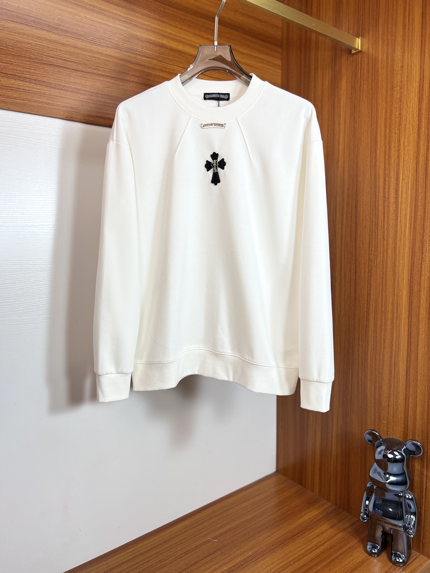 NO:572373,Ch/Chrome Hearts 2025 Autumn and Winter New Products Complete with Three Standards Round Neck Sweatshirt Good product no need to introduce too much. Look at the details. Counter size M-XXXL 175/140 recommended L,,chrome hearts,hoodie,sweatshirts,alexander wang19860909Ch/克罗心 2025秋冬新品 三标齐全 圆领卫衣 好货不用过多介绍 看细节 专柜码数 M-XXXL 175/140建议L,,chrome hearts,hoodie,sweatshirts,alexander wang,Men's clothing