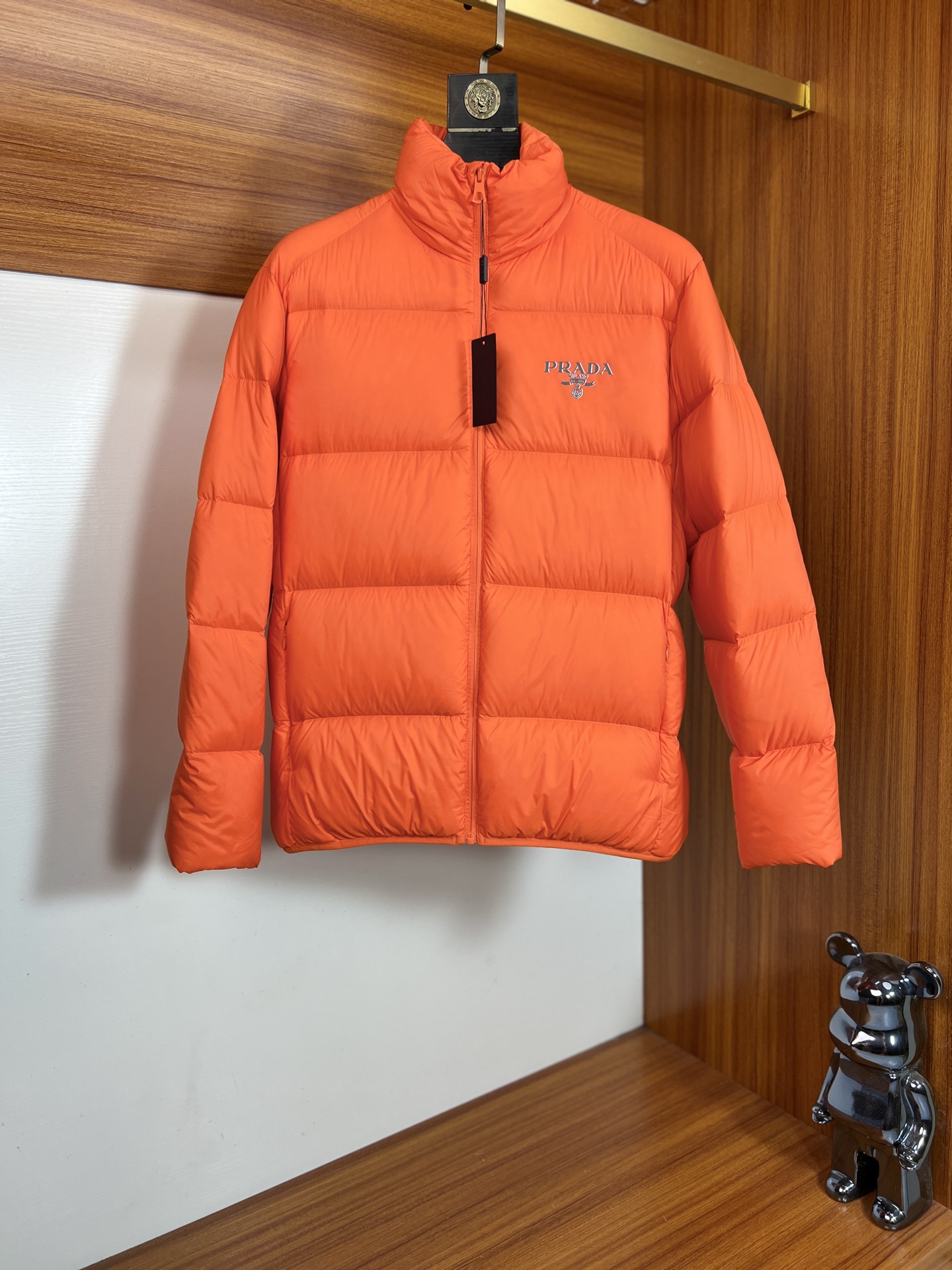 NO:654641,Prada/Prada 2025 new autumn and winter new products, complete with three labels, down jackets, good products, no need to introduce too much, look at the details, counter size M-XXXL 175/140, recommended L,, prada, prada, down jacket, alexander wang19860909Prada/普拉达 2025年秋冬新品上新 三标齐全 羽绒服 好货不用过多介绍 看细节 专柜码数M-XXXL 175/140建议L,,prada,prada,down jacket,alexander wang,Men's clothing