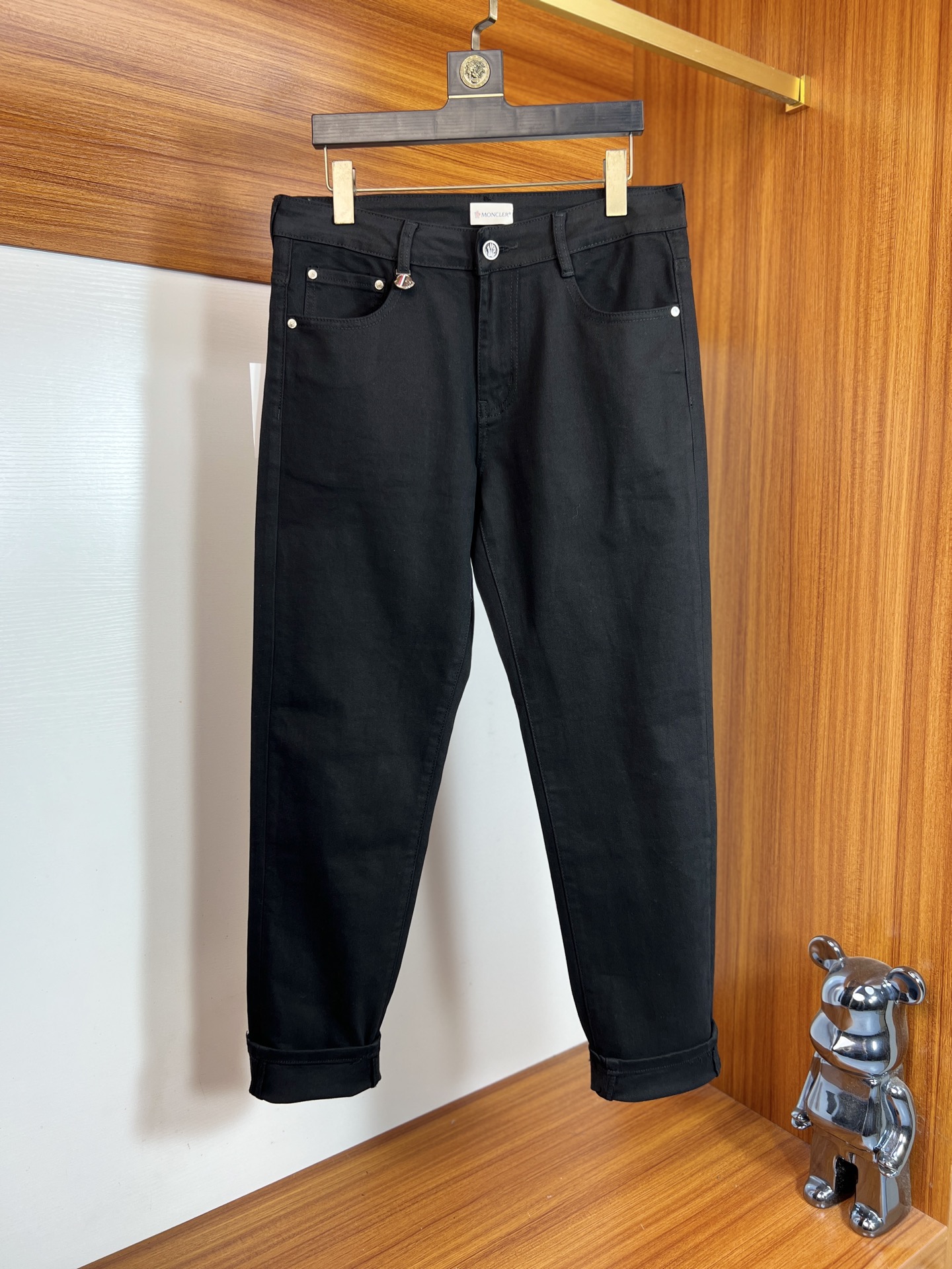 NO:624946,Moncler/Mongolian mouth 2025 autumn and winter new products, complete with three labels, jeans, good products, no need to introduce too much, look at the details, counter size 29-38/140, upper body size 32, Moncler, jeans, alexander wang19860909Moncler/蒙口 2025秋冬新品 三标齐全 牛仔裤 好货不用过多介绍 看细节 专柜码数29-38 /140上身32码,,Moncler,jeans,alexander wang,Men's clothing