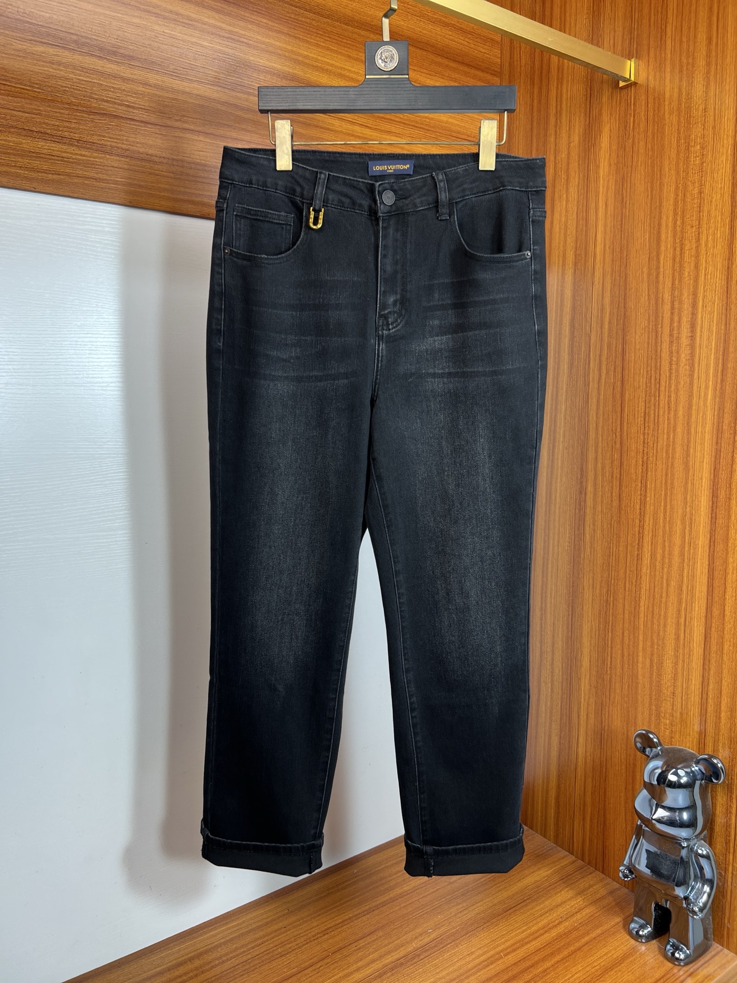 NO:624936,LV/Louis Vuitton 2025 autumn and winter new products, complete with three labels, jeans, good products, no need to introduce too much, look at the details, counter size 29-38 /140, upper body size 32, louis vuitton, louis vuitton, jeans, alexander wang19860909LV/路易威登 2025秋冬新品 三标齐全 牛仔裤 好货不用过多介绍 看细节 专柜码数29-38 /140上身32码,,louis vuitton,louis vuitton,jeans,alexander wang,Men's clothing