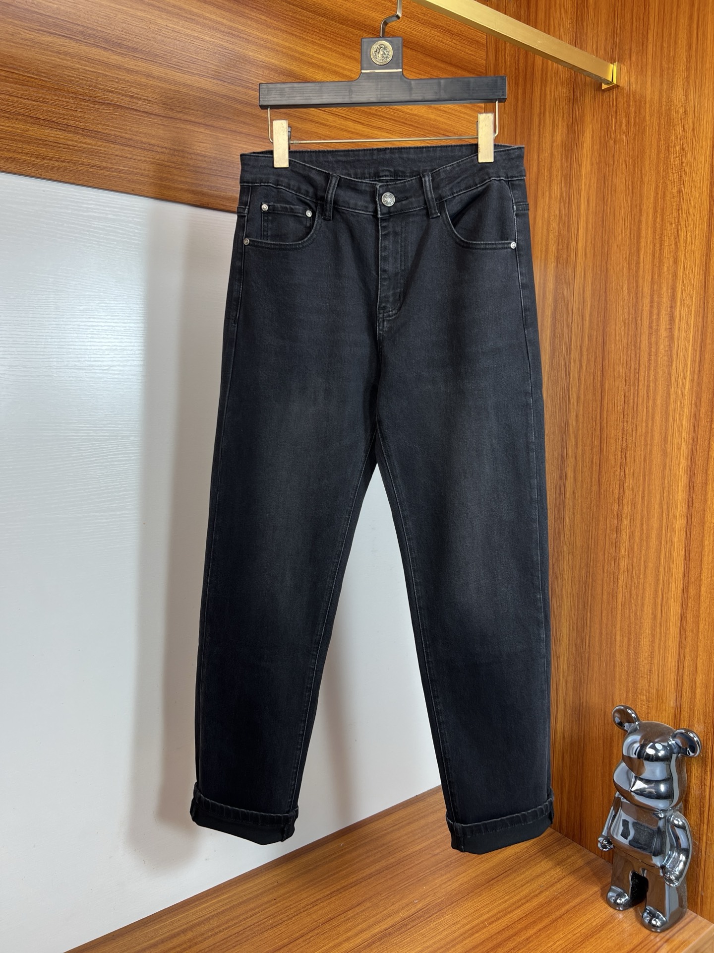 NO:624974,Boss 2025 autumn and winter new products, complete with three labels, jeans, good products, no need to introduce too much, look at the details, the number of counters is 29-38/140, upper body size 32,,jeans,alexander wang19860909Boss 2025秋冬新品 三标齐全 牛仔裤 好货不用过多介绍 看细节 专柜码数29-38 /140上身32码,,jeans,alexander wang,Men's clothing