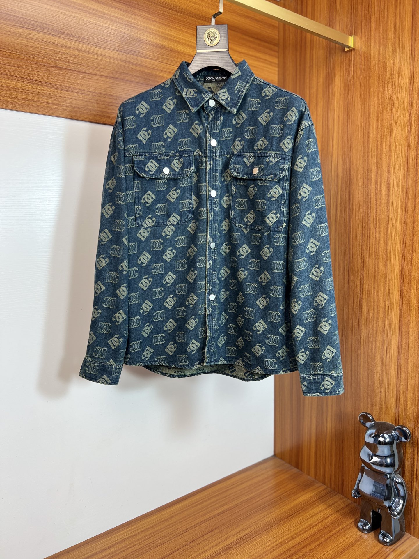 NO:628387,DG/Dolce & Gabbana 2025 autumn and winter new products, complete with three labels, denim jackets, jackets, good products, no need to introduce too much, look at the details, counter size M-XXXL 175/140, recommended L,,Dolce&Gabbana,jackets & coats,jackets & coats,alexander wang19860909DG/杜嘉班纳 2025年秋冬新品上新 三标齐全 牛仔衣外套夹克 好货不用过多介绍 看细节 专柜码数M-XXXL 175/140建议L,,Dolce&Gabbana,jackets & coats,jackets & coats,alexander wang,Men's clothing