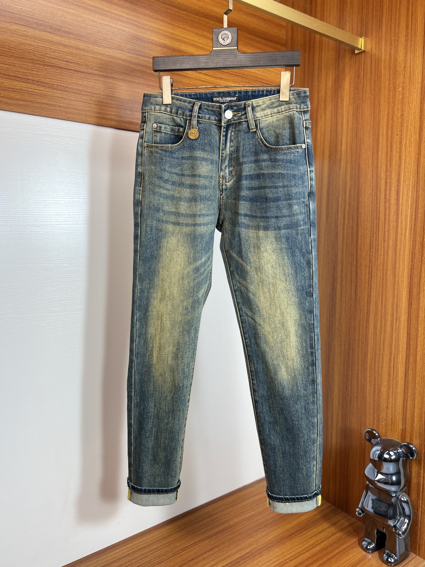 NO:661383,DG/Dolce & Gabbana 2025 autumn and winter new products, complete with three labels, jeans, good products, no need to introduce too much, look at the details, counter size 29-38, 175/140 upper body size 32,,Dolce&Gabbana,jeans, 19860909DG/杜嘉班纳 2025秋冬新品 三标齐全 牛仔裤 好货不用过多介绍 看细节 专柜码数29-38 175/140上身32码,,Dolce&Gabbana,jeans, ,Men's clothing