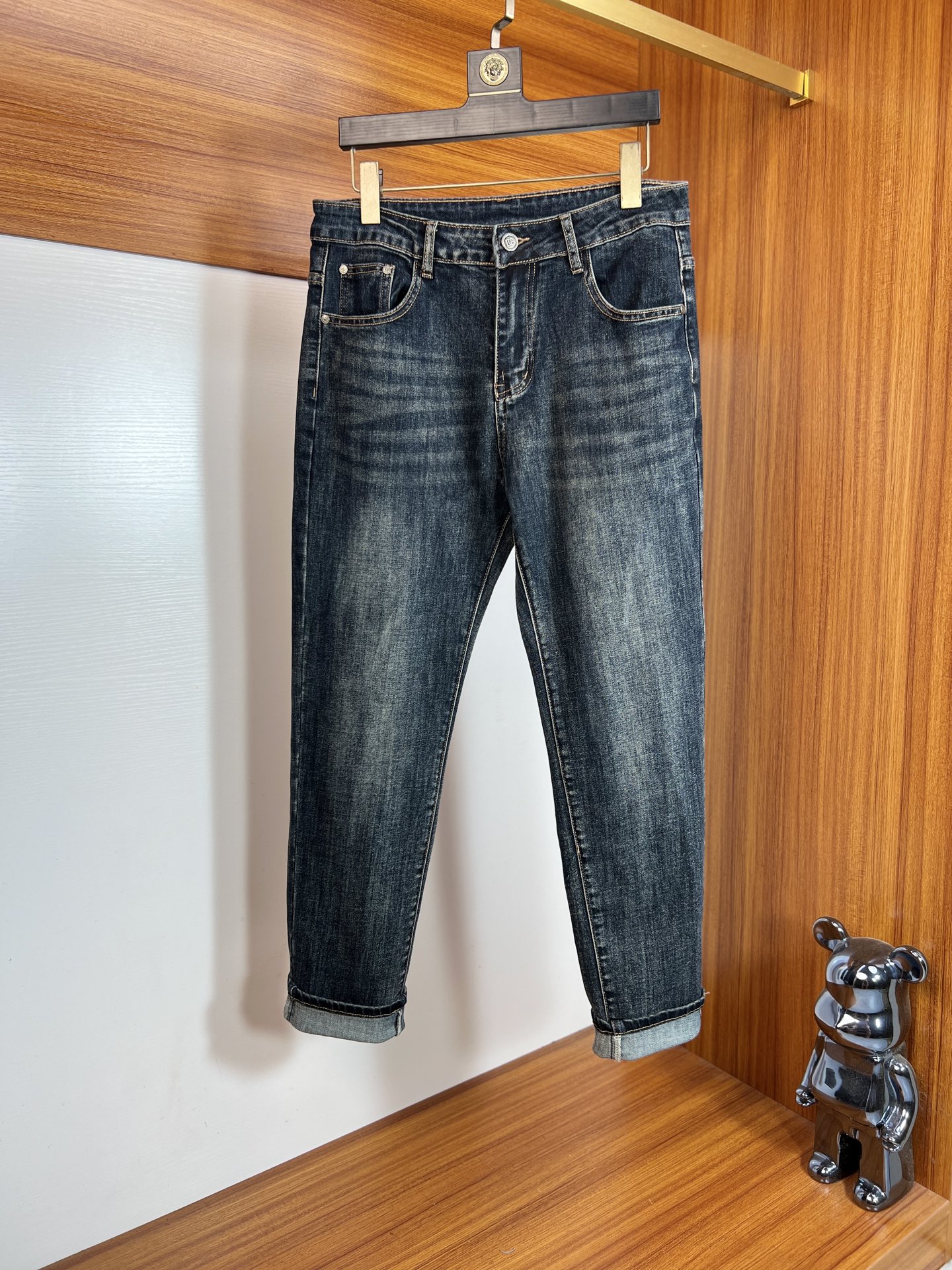 NO:661367,DG/Dolce & Gabbana 2025 autumn and winter new products, complete with three labels, jeans, good products, no need to introduce too much, look at the details, counter size 29-38, 175/140 upper body size 32,,Dolce&Gabbana,jeans, 19860909DG/杜嘉班纳 2025秋冬新品 三标齐全 牛仔裤 好货不用过多介绍 看细节 专柜码数29-38 175/140上身32码,,Dolce&Gabbana,jeans, ,Men's clothing