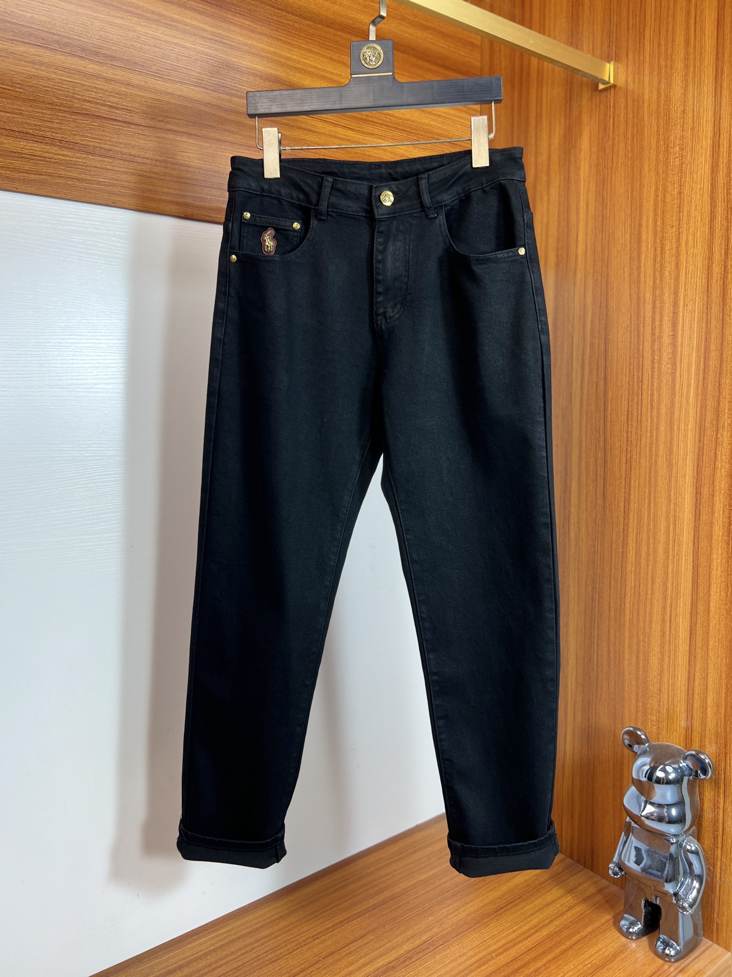 NO:656975,Paul's 2025 autumn and winter new products, complete with three labels, jeans, good products, no need to introduce too much, look at the details, counter size 29-38, 175/140, upper body size 32,,jeans,alexander wang19860909保罗 2025秋冬新品 三标齐全 牛仔裤 好货不用过多介绍 看细节 专柜码数29-38 175/140上身32码,,jeans,alexander wang,Men's clothing