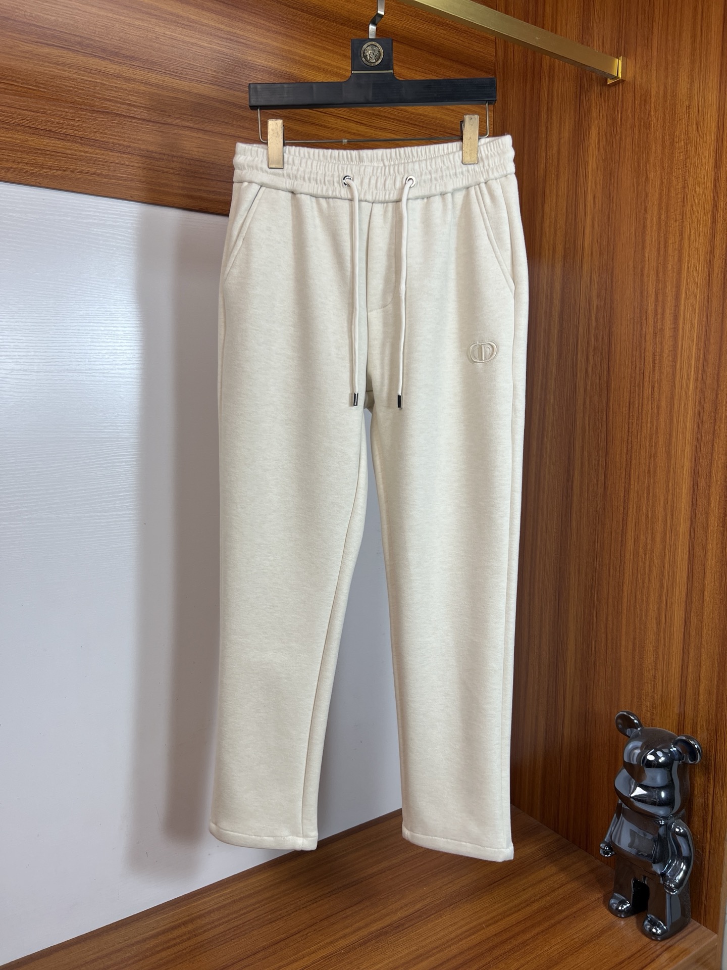 NO:691823,Dior/Dior 2025 Autumn and Winter New Products, Complete with Three Standards, Casual Pants, Good Products Needless to Say, Look at the Details, Counter Size M-XXXL 175/140, Recommend L,, dior, dior,19860909Dior/迪奥 2025年秋冬新品上新 三标齐全 休闲裤 好货不用过多介绍 看细节 专柜码数M-XXXL 175/140建议L,,dior,dior,,Men's clothing