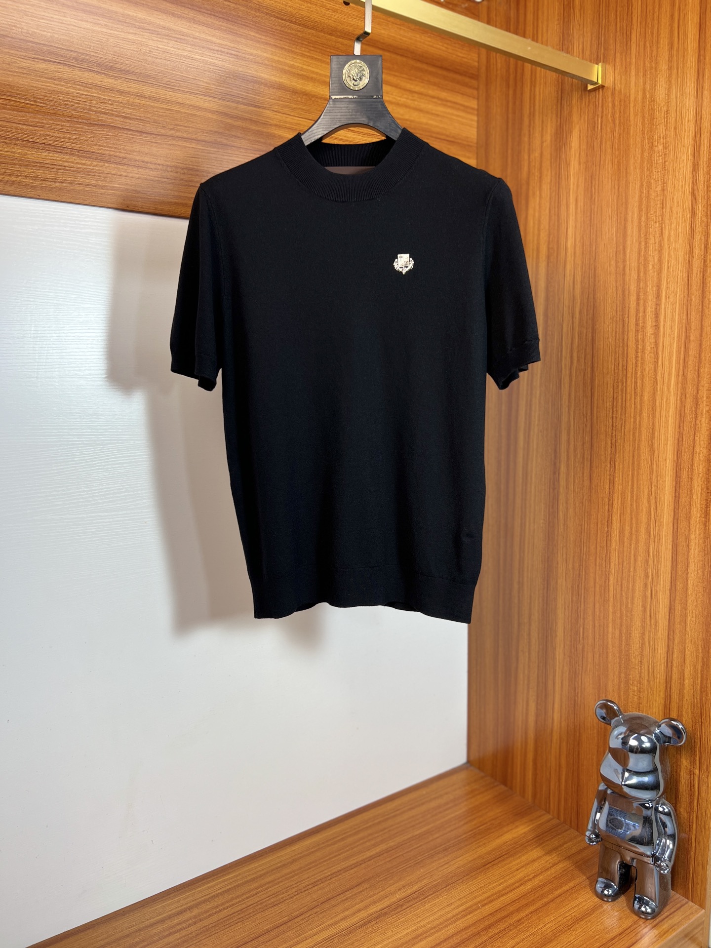 NO:906231,LP 1956 spring and summer new products, complete with three labels, round neck sweater, short-sleeved T-shirt, old money style series, good products need no introduction, look at the details, counter size M-XXXL / recommended L,, loro piana, T-shirt, tees, t-shirt,19860909LP 1956年春夏新品上新 三标齐全 圆领针织衫短袖T恤 老钱风系列 好货不用过多介绍 看细节 专柜码数M-XXXL /建议L,,loro piana,T-shirt,tees，t-shirt,,Men's clothing