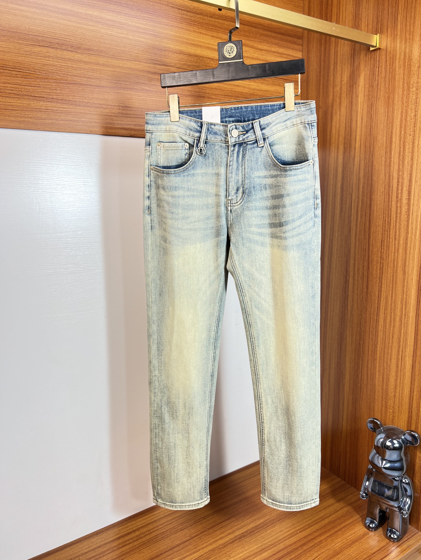 NO:937486,Dior/Dior 2026 spring and summer new products, complete with three labels, jeans, good products, no need to introduce too much, look at the details, counter size 29-38 / upper body size 32, dior, dior, jeans,19860909Dior/迪奥 2026春夏新品 三标齐全 牛仔裤 好货不用过多介绍 看细节 专柜码数29-38 /上身32码,,dior,dior,jeans,,Men's clothing