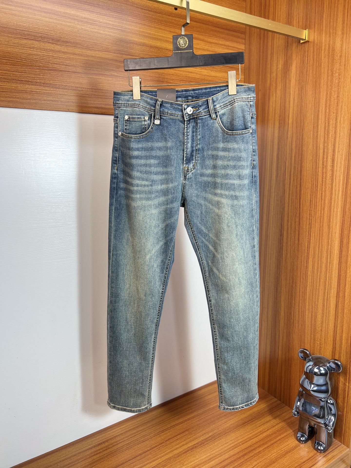 NO:906247,Hermes/Hermès 2026 spring and summer new products, complete with three labels, jeans, good products, no need to introduce too much, look at the details, counter size 29-38, 175/140, upper body size 32,, hermes, hermes, jeans,19860909Hermes/爱马仕 2026春夏新品 三标齐全 牛仔裤 好货不用过多介绍 看细节 专柜码数29-38 175/140上身32码,,hermes,hermes,jeans,,Men's clothing