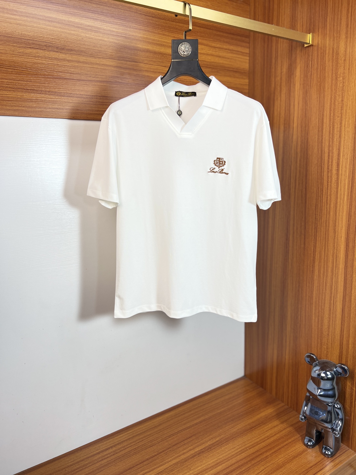 NO:836455,LP 1956 spring and summer new products, complete with three labels, lapel short-sleeved polo shirt, embroidery technology, good product, no need to introduce too much, look at the details, counter size M-XXXL / recommended L, loro piana, T-shirt,19860909LP 1956年春夏新品上新 三标齐全 翻领短袖polo衫 刺绣工艺 好货不用过多介绍 看细节 专柜码数M-XXXL /建议L,,loro piana,T-shirt,,Men's clothing