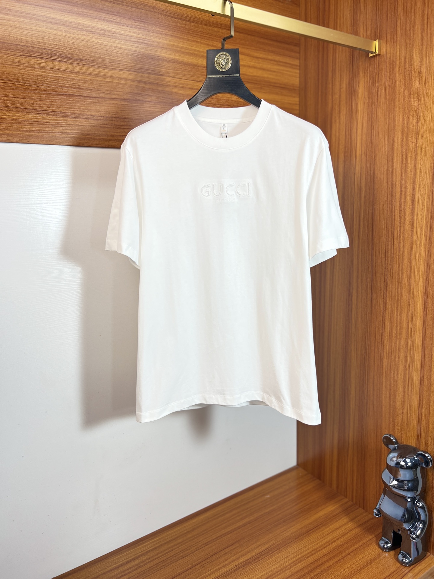 NO:912917,Gucci/Gucci 2026 spring and summer new products, complete with three labels, pure cotton round neck short-sleeved T-shirt, good product without too much introduction, look at the details, counter size M-XXXL / recommended L,, gucci, T-shirt, tees, t-shirt,19860909Gucci/古奇 2026年春夏新品上新 三标齐全 纯棉圆领短袖T恤 好货不用过多介绍 看细节 专柜码数M-XXXL /建议L,,gucci,T-shirt,tees，t-shirt,,Men's clothing