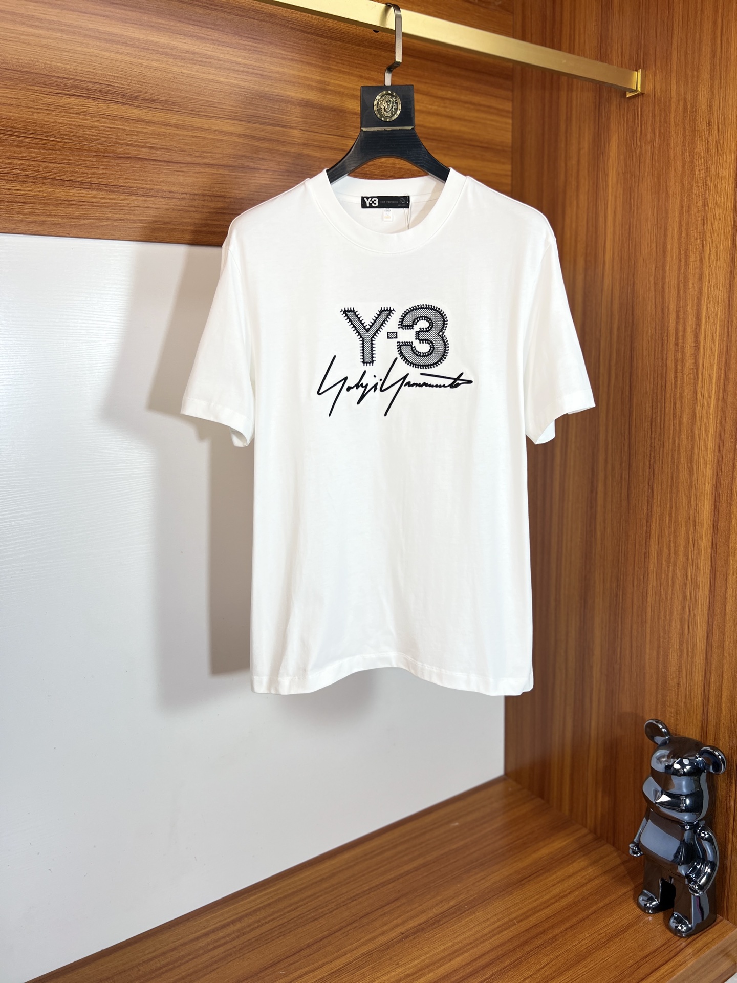 NO:912932,Y3 2026 spring and summer new products, complete with three standards, pure cotton round neck short-sleeved T-shirt, good product does not need to be introduced too much, look at the details, counter size M-XXXL / recommended L,, T-shirt, tees, t-shirt,19860909Y3 2026年春夏新品上新 三标齐全 纯棉圆领短袖T恤 好货不用过多介绍 看细节 专柜码数M-XXXL /建议L,,T-shirt,tees，t-shirt,,Men's clothing