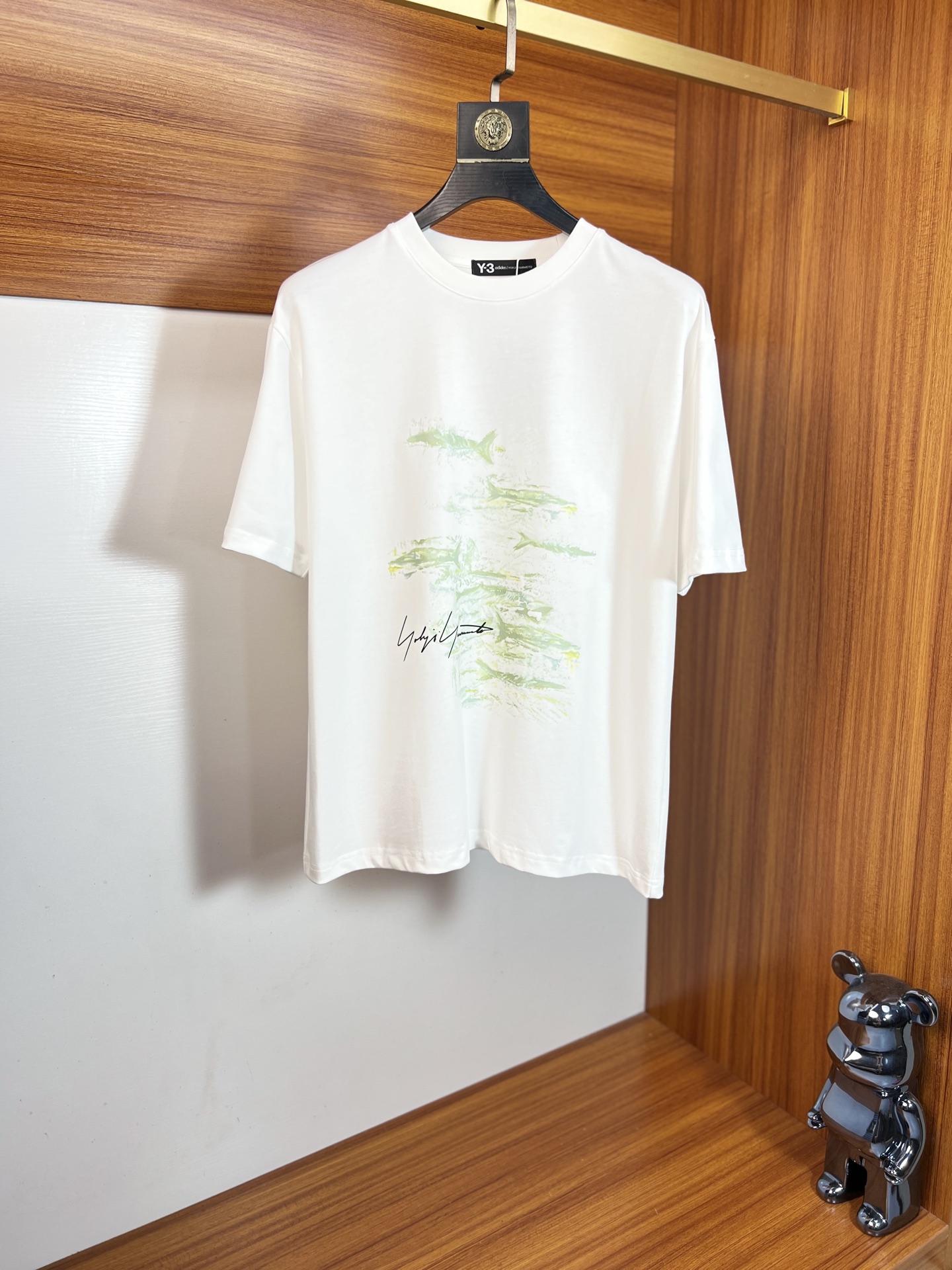 NO:912985,Y3 2026 spring and summer new products, complete with three standards, pure cotton round neck short-sleeved T-shirt, good product, no need to introduce too much, look at the details, counter size M-XXXL 175/140, recommended L,, T-shirt, tees, t-shirt,19860909Y3 2026年春夏新品上新 三标齐全 纯棉圆领短袖T恤 好货不用过多介绍 看细节 专柜码数M-XXXL 175/140建议L,,T-shirt,tees，t-shirt,,Men's clothing