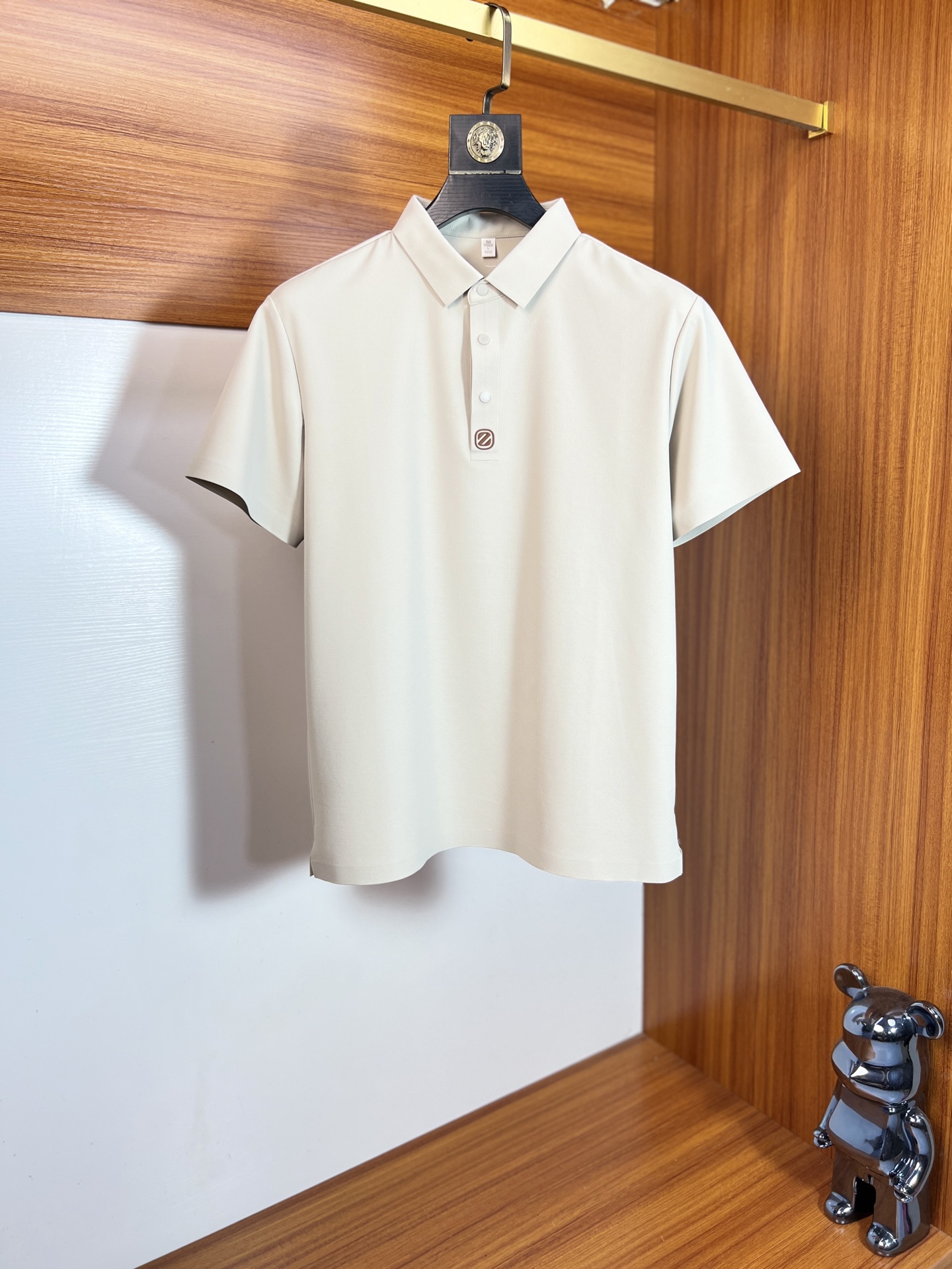 NO:946329,zZEGNA/Zegna 2026 spring and summer new products, complete with three labels, lapel short-sleeved POLO shirt, good product, no need to introduce too much, look at the details, counter size M-XXXXL,,zegna,T-shirt,19860909zZEGNA/杰尼亚 2026年春夏新品上新 三标齐全 翻领短袖POLO衫 好货不用过多介绍 看细节 专柜码数M-XXXXL,,zegna,T-shirt,,Men's clothing