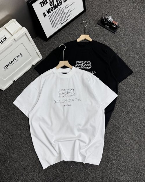 Balenciaga Rhinestone Logo T-Shirt Unisex Short Sleeve Top 1 Balenciaga Rhinestone Logo T-Shirt Unisex Short Sleeve Top