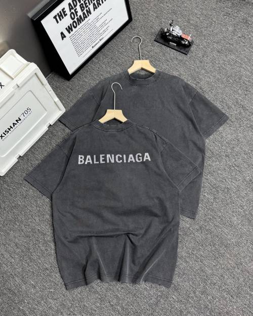 Balenciaga Distressed-Wash Graphic Print Oversized T-Shirt for Men and Women 1 Balenciaga Distressed-Wash Graphic Print Oversized T-Shirt for Men and Women