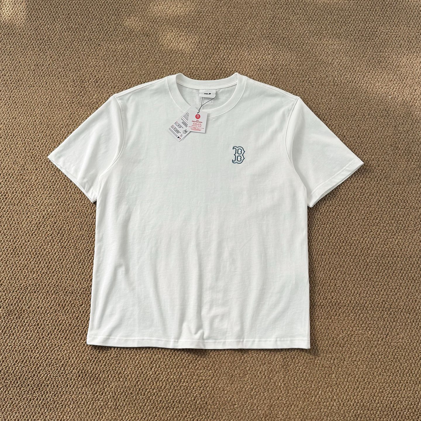 Alternative view of T-Shirt 05554