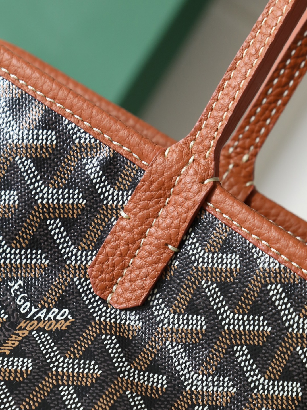 NO:214074,213 brown details close-up, Goya, original leather19860909213棕色细节特写,戈雅，原厂皮,Bag