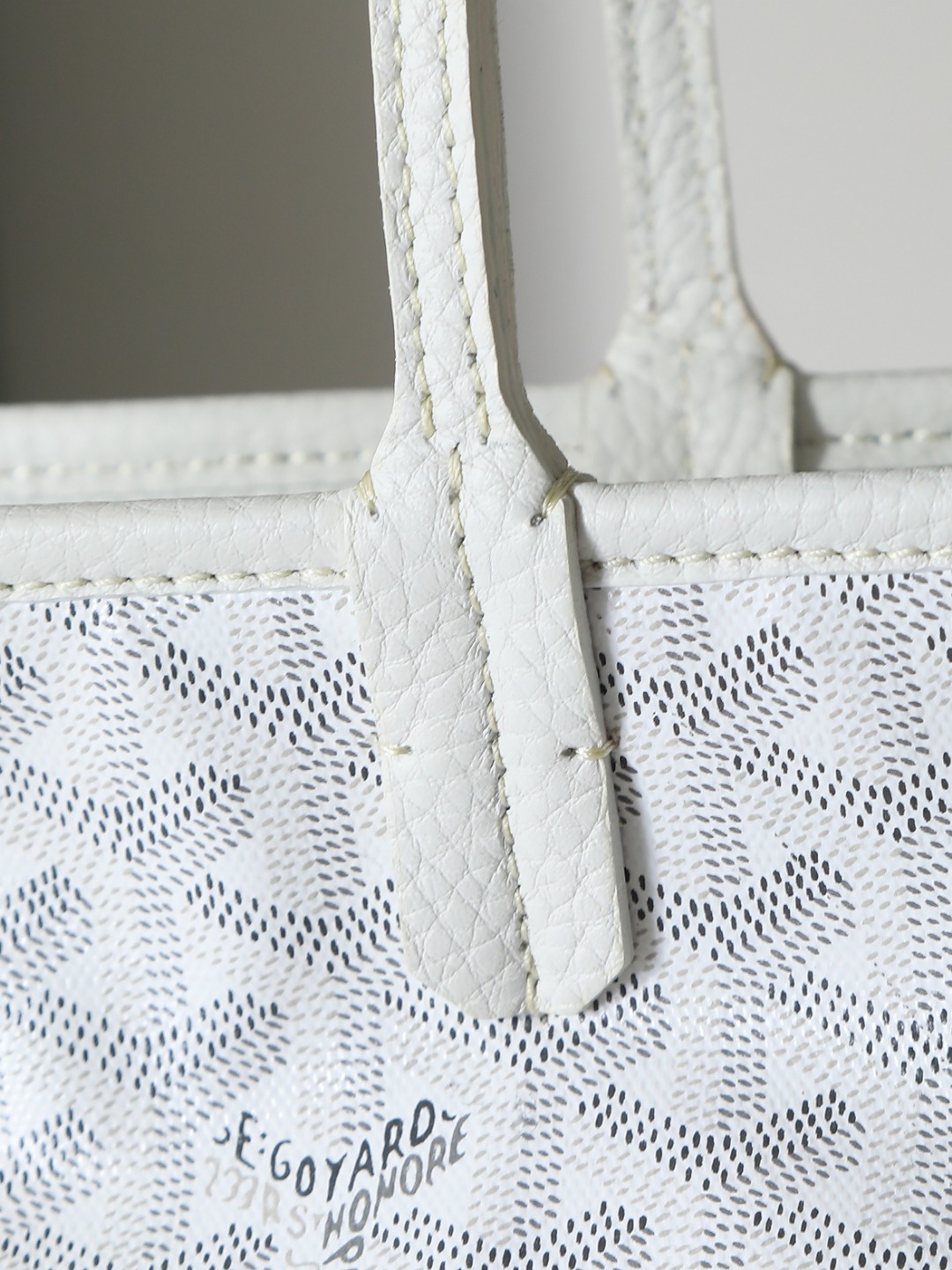 NO:214075,213 white details close-up, Goya, original leather19860909213白色细节特写,戈雅，原厂皮,Bag