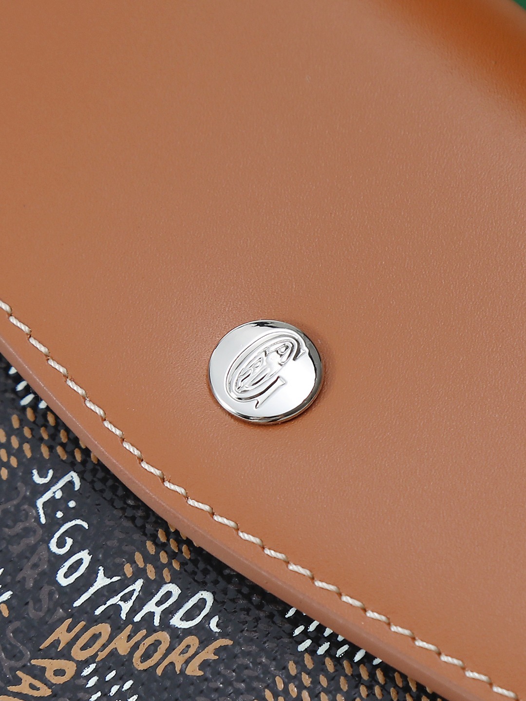 NO:214110,09 brown details close-up, Goya, original leather1986090909棕色细节特写,戈雅，原厂皮,Bag