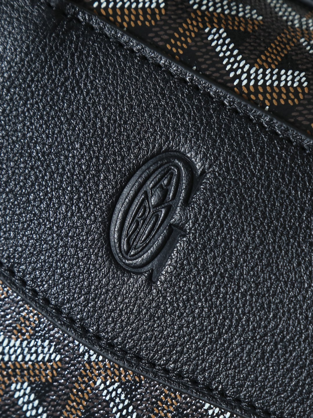 NO:214146,Backpack black detail close-up, Goya, original leather19860909双肩包黑色细节特写,戈雅，原厂皮,Bag