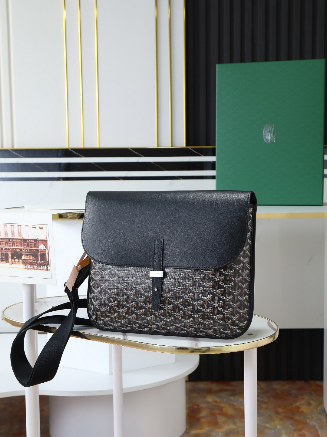 Goyard Coursier Messenger Bag - Stylish, Lightweight, and Compact Crossbody Bag