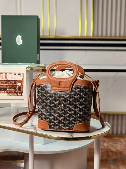 Goyard Beluga Mini Bag - Versatile Bucket Bag with Leather Trim 1 Goyard Beluga Mini Bag - Versatile Bucket Bag with Leather Trim