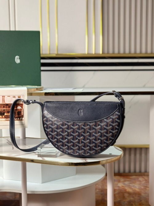 Goyard Hirondelle Shoulder Bag, 25cm, Goyardine Canvas & Vauzelles Calfskin 1 Goyard Hirondelle Shoulder Bag, 25cm, Goyardine Canvas & Vauzelles Calfskin