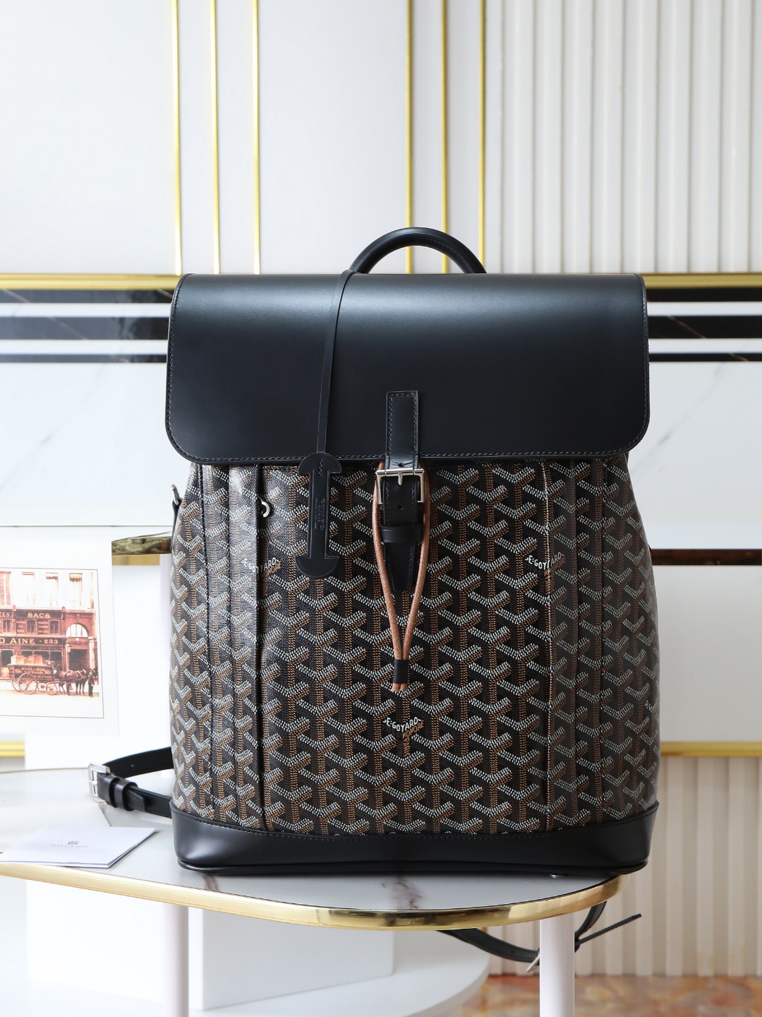 NO:618875,(Gejia) New backpack, meaning 'climber' in French, is an urban adventurer. It is an Alpin backpack that represents a gentleman and is full of adventurous spirit. It is purely hand-stitched, waxed thread imported from France, fine workmanship, wear-resistant fabric, traditional craftsmanship passed down from generation to generation, fashionable and avant-garde design style paired with formal and casual wear, and the style is not seasonal. It can make you the most handsome boy on the street all year round. Model: 020193  Size 39x32x15.5cm, Goya [original], loro piana, backpacks19860909(戈家) 新品双肩包,法语意为“登山者”,是城市冒险家.是代表绅士亦充满冒险精神的Alpin背包、纯手缝、法国进口蜡线、做工精细、面料耐磨、世代传承的传统工艺、时尚前卫的设计风格搭配正装休闲装、款式没有季节性一年四季都可以让你成为这条街最靓的仔 型号:020193 尺寸39x32x15.5cm,戈雅【原厂】,loro piana,backpacks,Bag