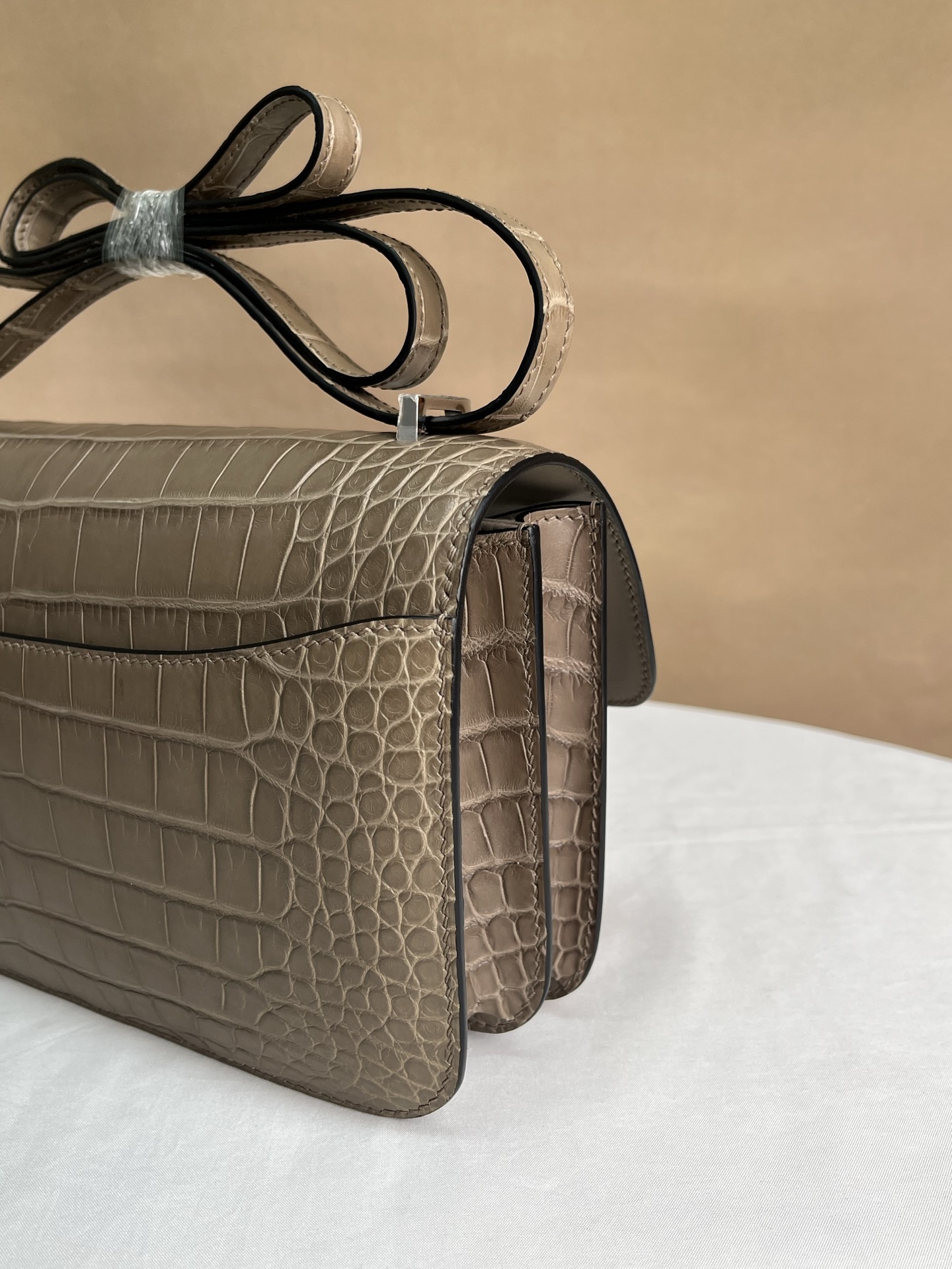 Hermès Gray everyday