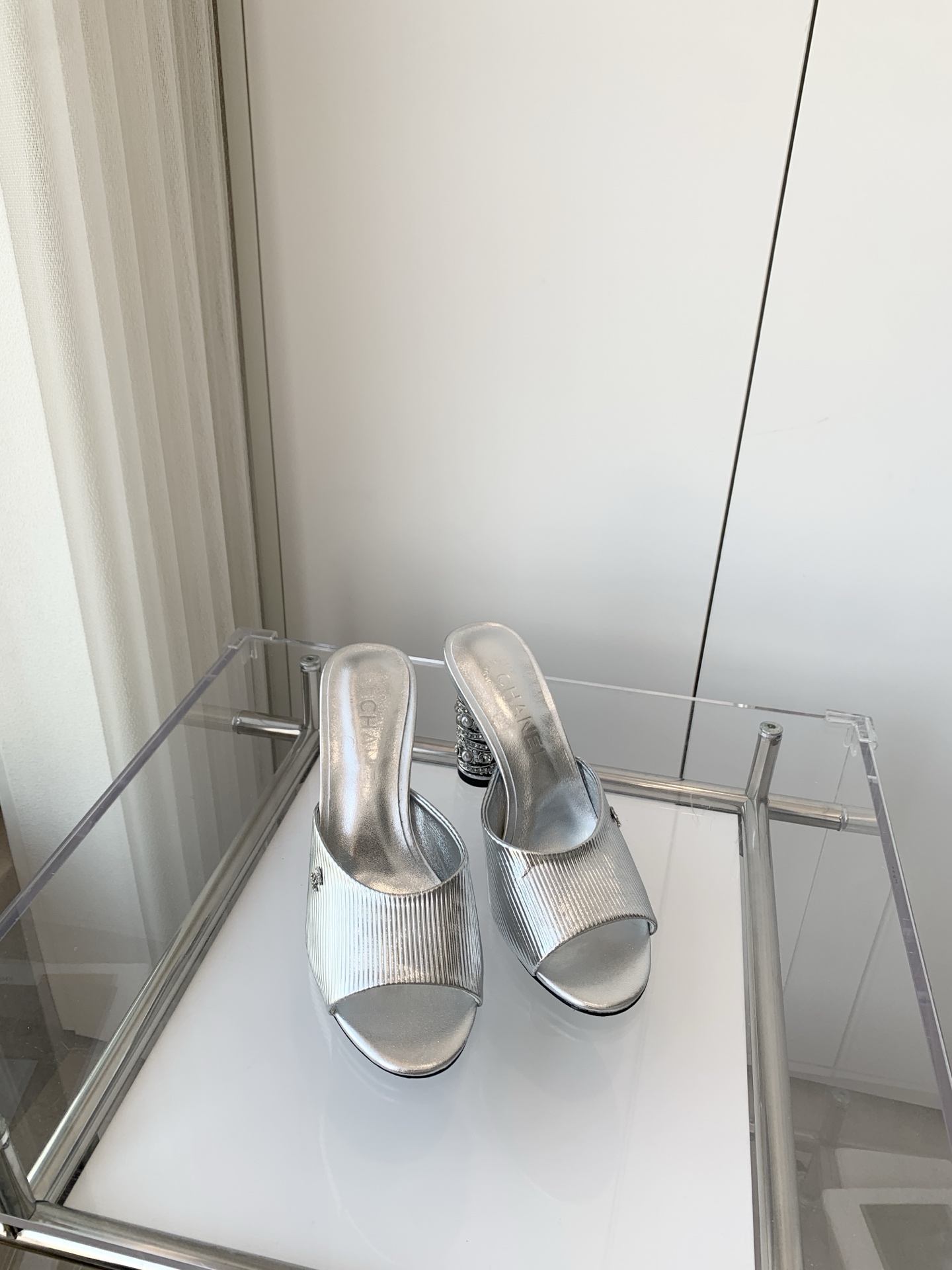 NO:259904,Xiaoxiang's new spring 2025 ~~~Xiaoxiang high heel sandals!  Copy the same as original version 11!  Non-market ordinary version. Fabric sheepskin inner sheepskin heel height 8.5cm size 35-39 (40 custom made without return or exchange), slippers, sandals, slippers, sheepskin19860909小香2025春季新品 ～～～小香高跟凉鞋！同原版11复制！非市场普通版本. 面料羊皮 内里羊皮 跟高8.5cm 码数35-39（40定做不退换）,拖鞋,sandals,slippers,sheepskin,Women's Shoes