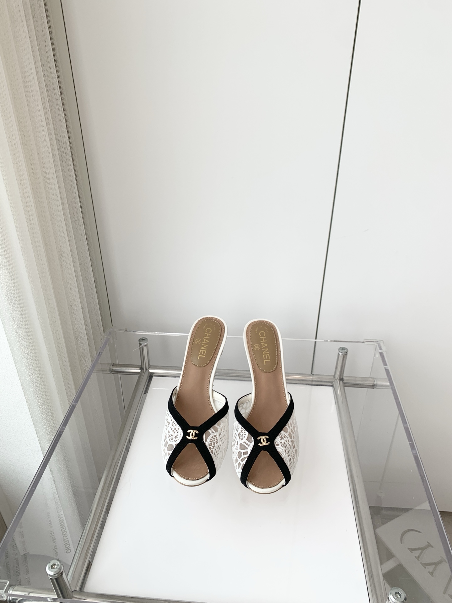 NO:241217,Xiaoxiang 2025 new slippers ~~~The highest version in the market~~~Copy the same as the original version 11!  Non-market ordinary version. Fabric fabric Heel height 8.5cm Outsole Italian leather sole Size 35-39 (40, customized non-return and exchange), high heels, high heels, slippers19860909小香2025新品拖鞋 ～～～市场最高版～～～同原版11复制！非市场普通版本. 面料织物 跟高8.5cm 大底意大利皮底 码数35-39（40、定做不退换）,高跟鞋,high heels,slippers,Women's Shoes